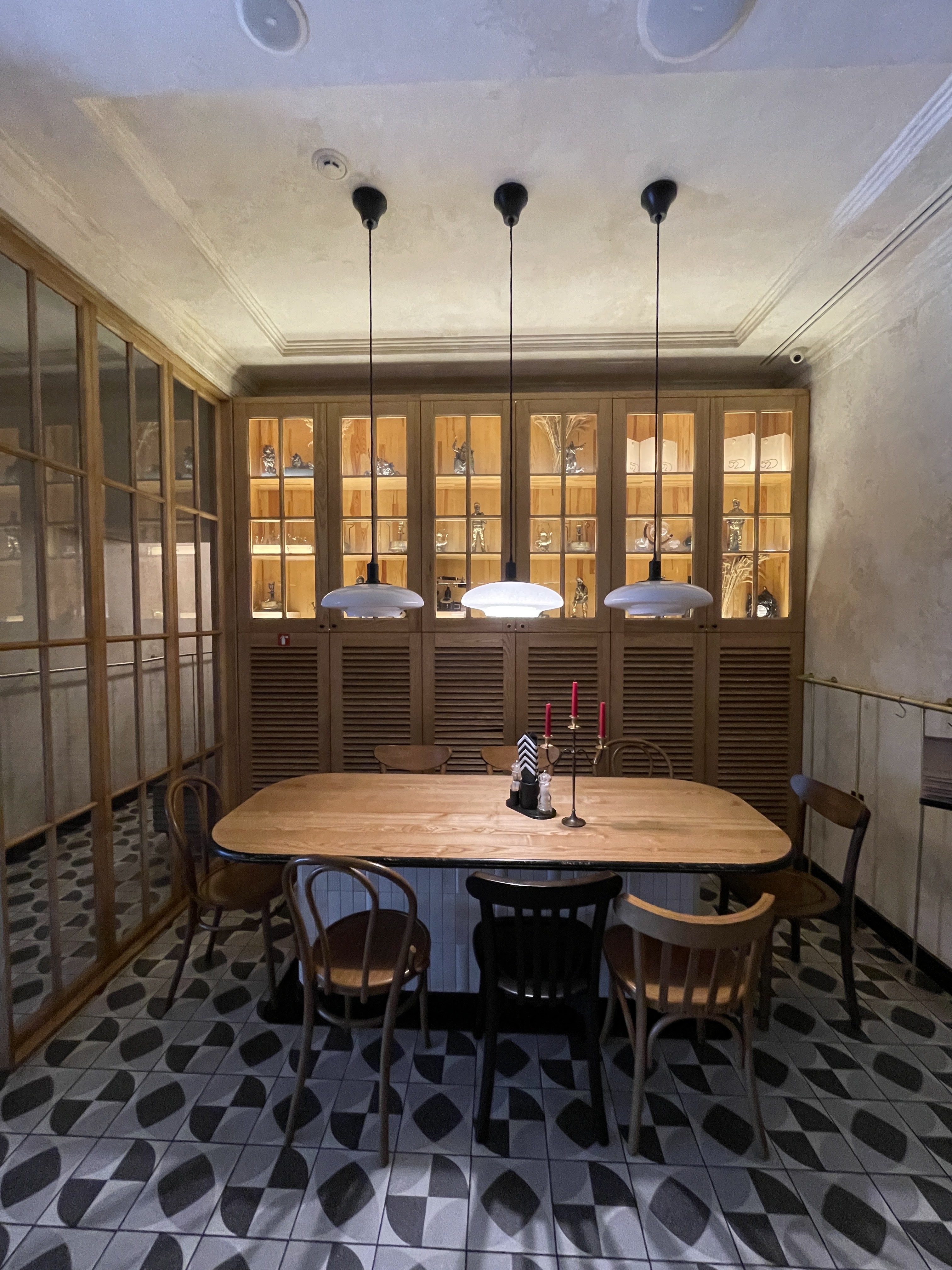 Restaurant 52 image 4