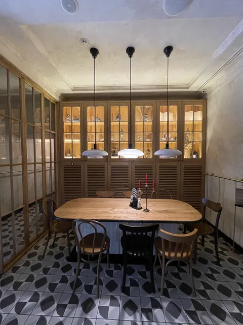 Restaurant 52 image 4