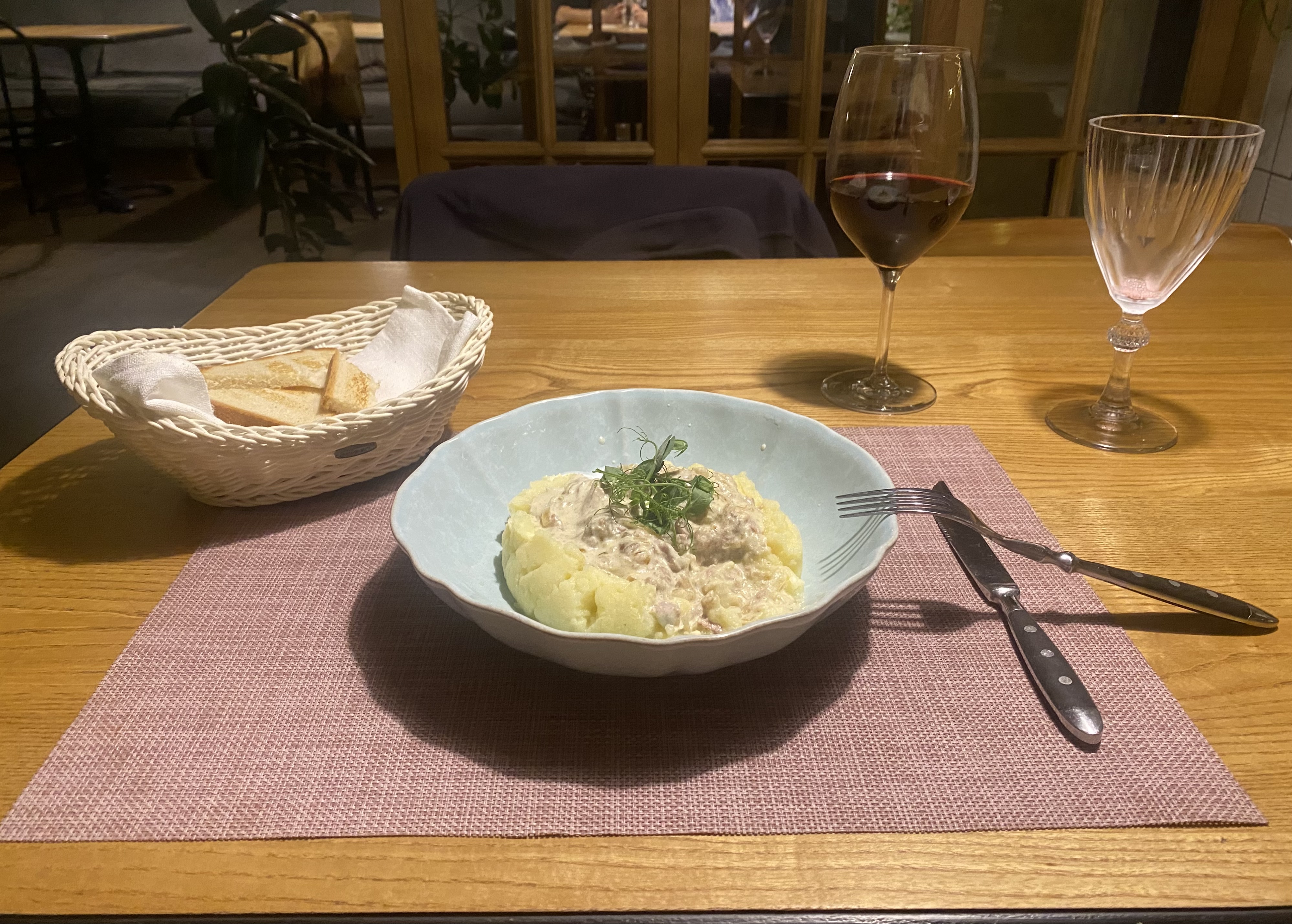 Restaurant 52 image 6