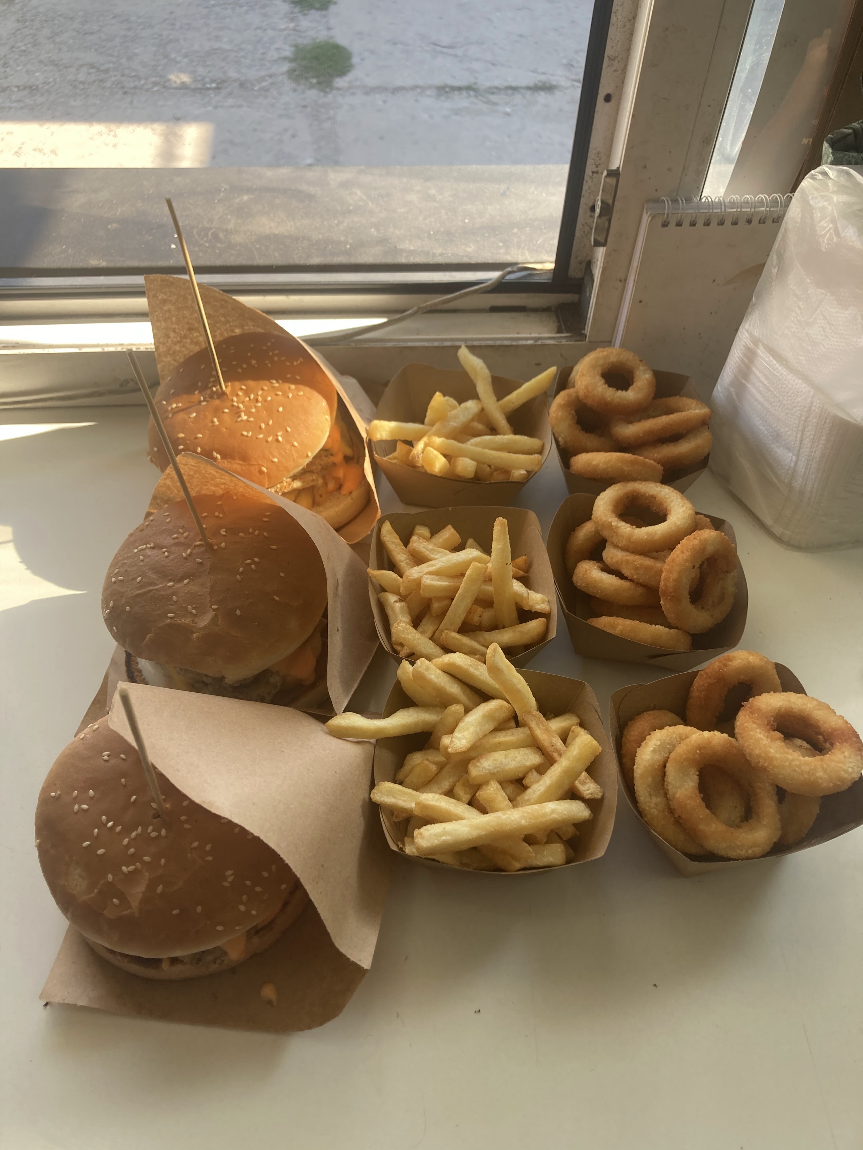 Бургерна “Mr. Bear Grill” image 7