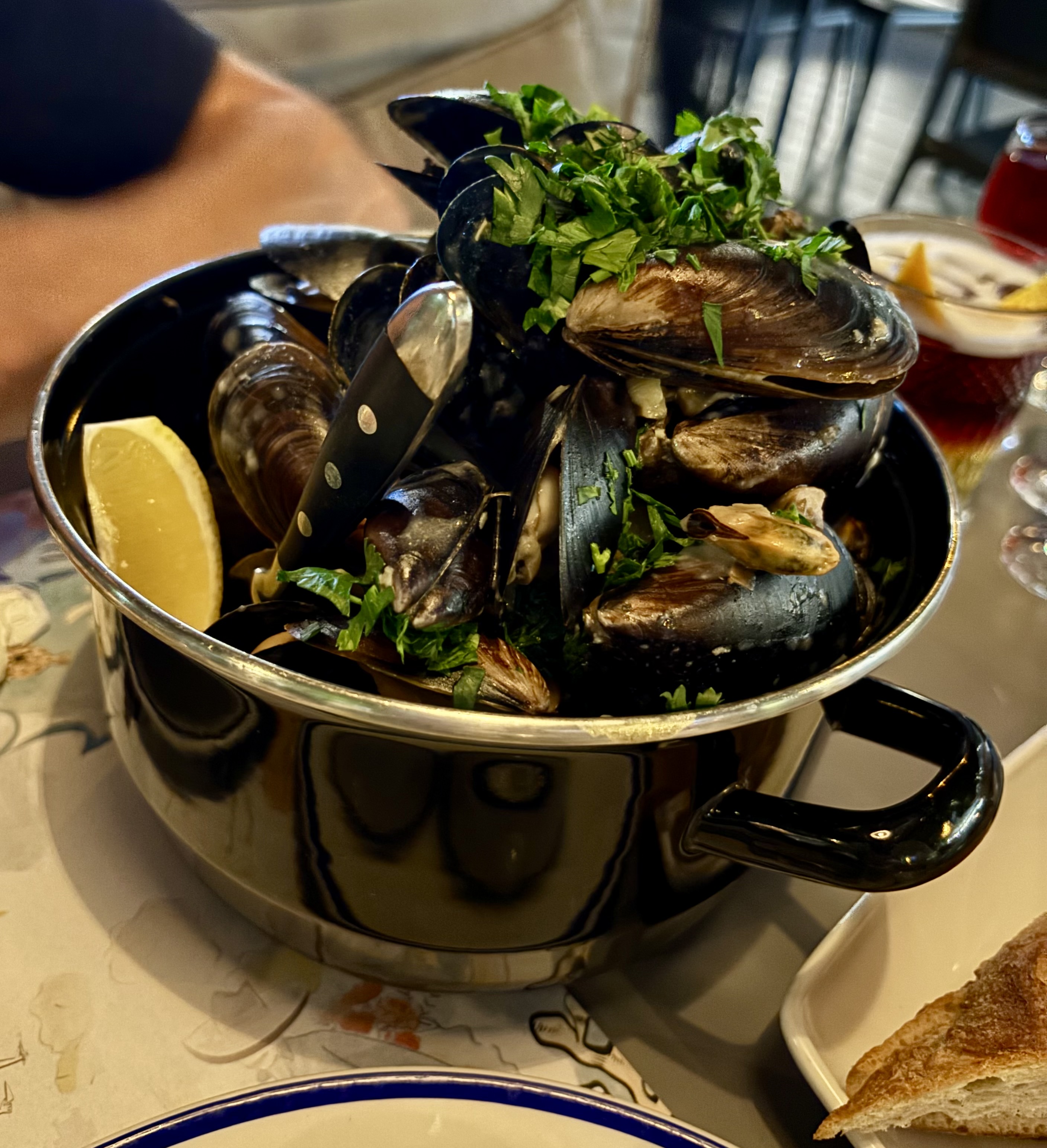 Kotelok - Бар Мидий image 4