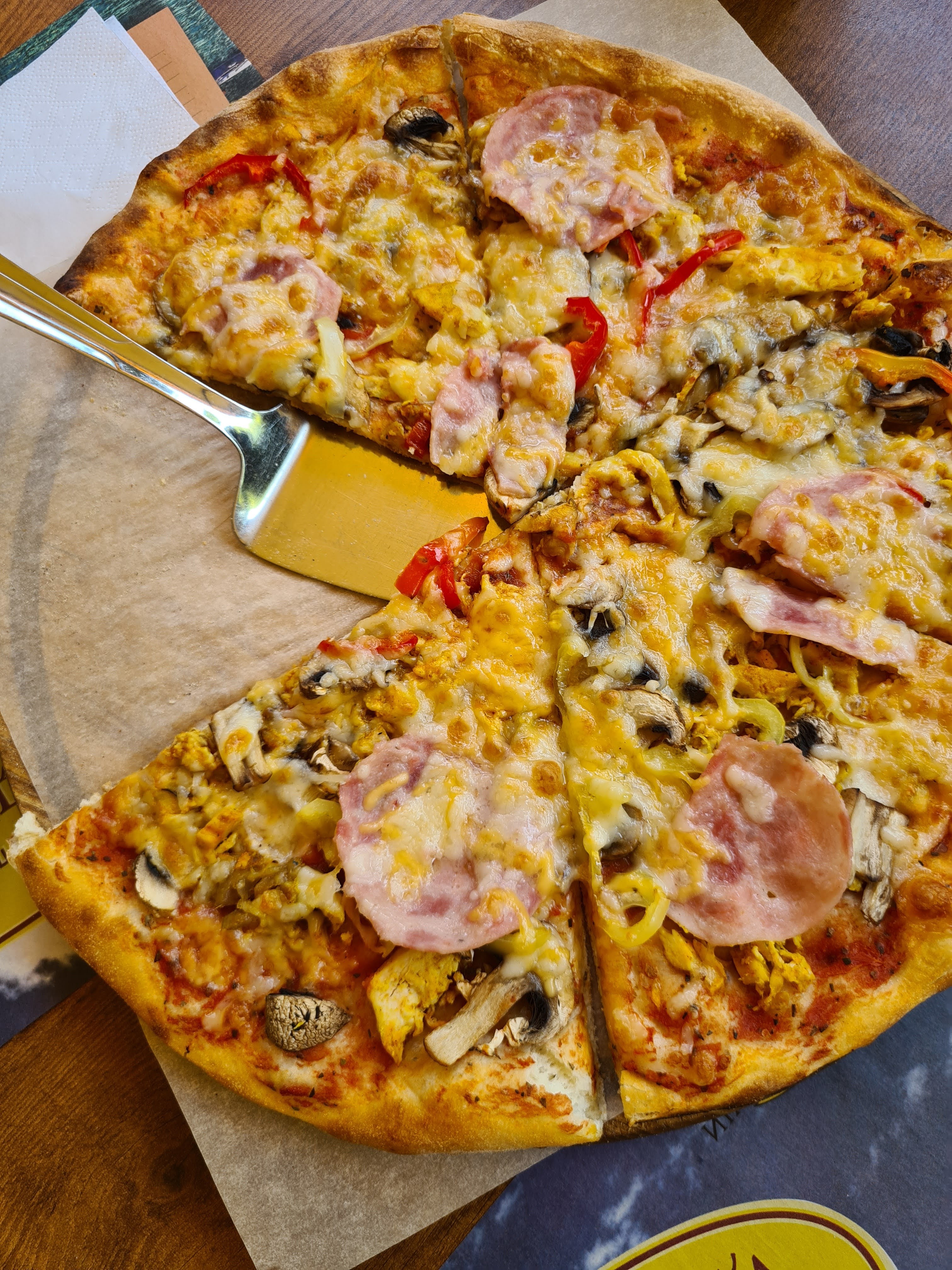 Italiiskyi Kvartal image 9