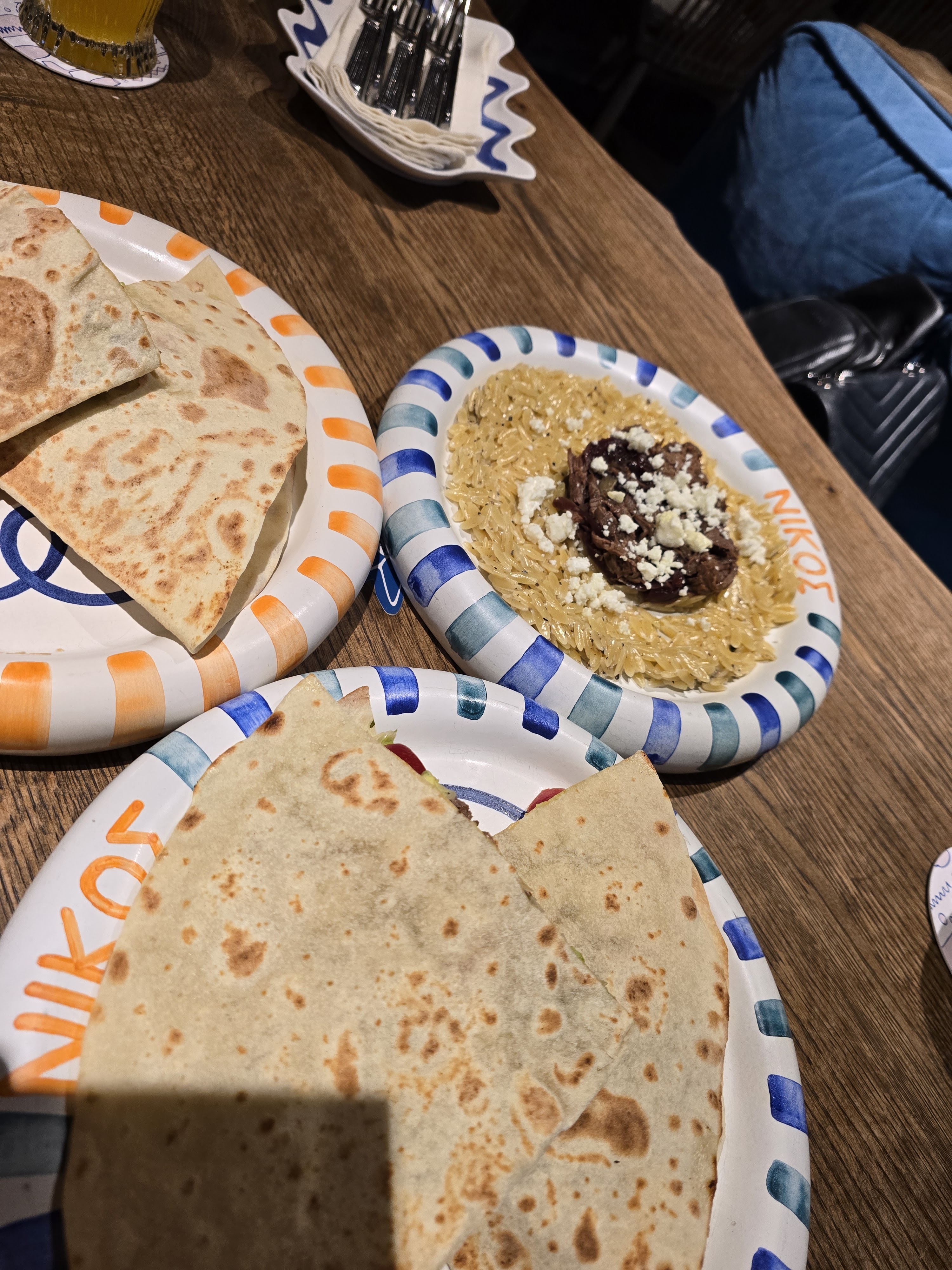 Nikos Greek Bistro image 9