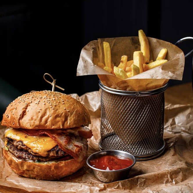 "Mick O'Neills" Gastro Pub image 2