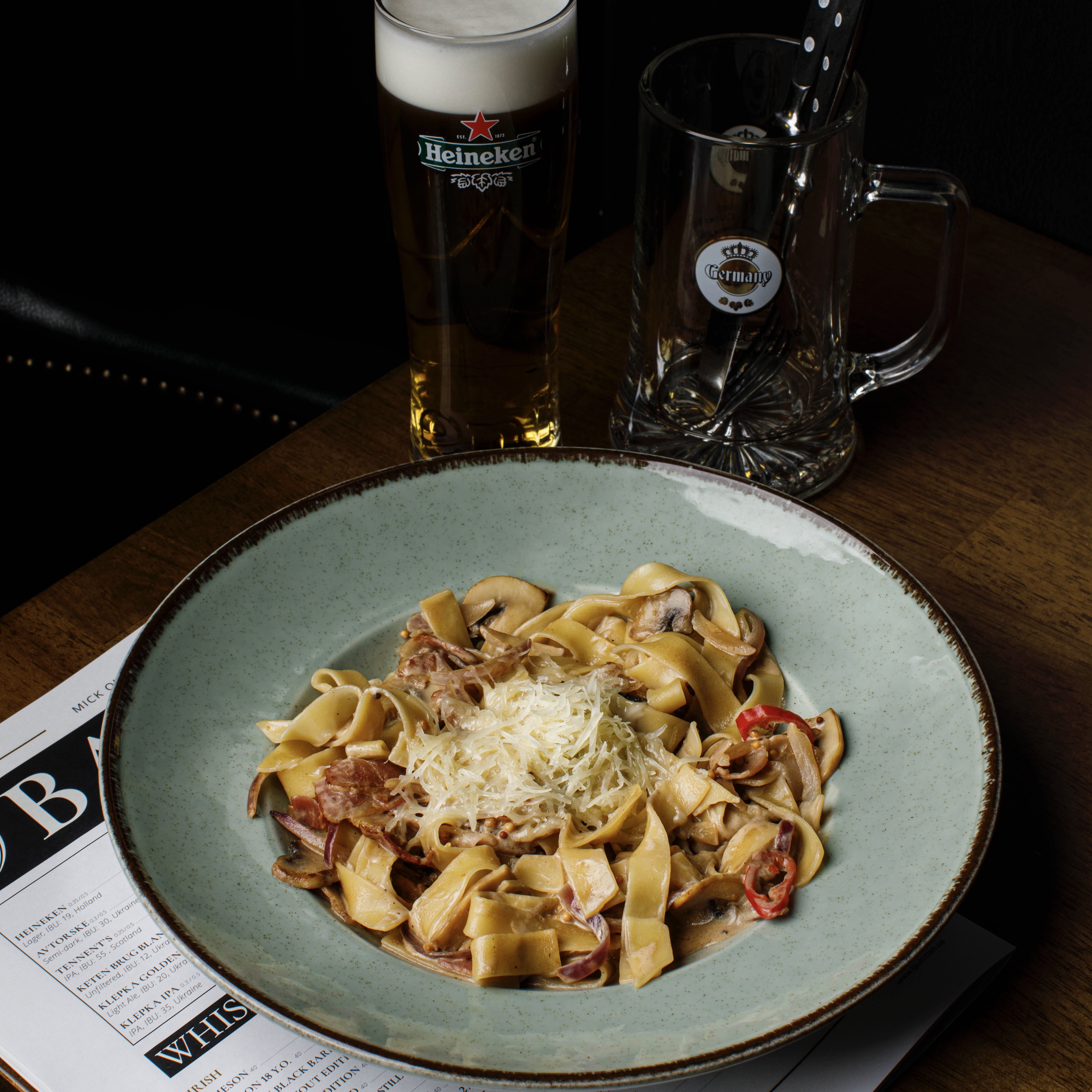 "Mick O'Neills" Gastro Pub image 6