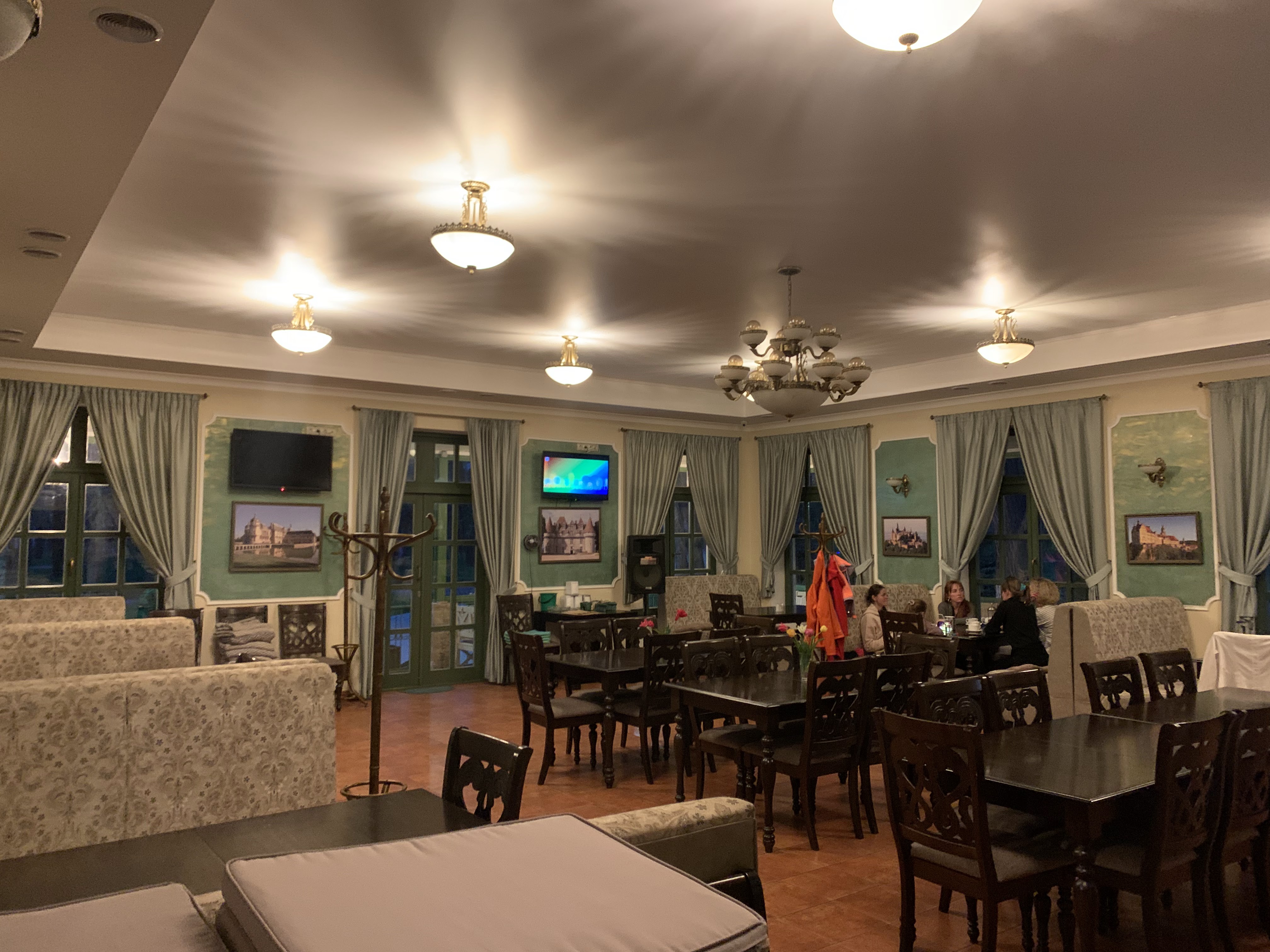 Ресторан Княжа Втіха image 1