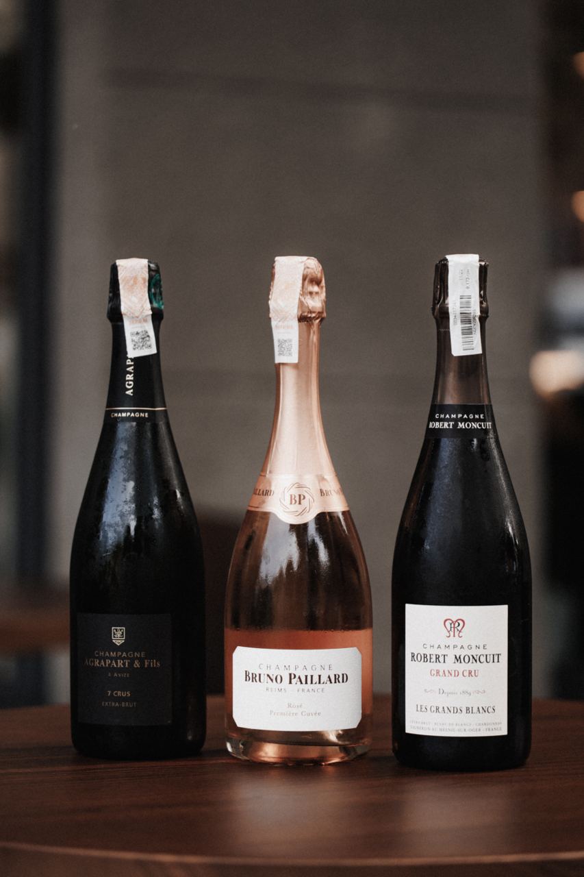 Yourz Asia Bar image 8