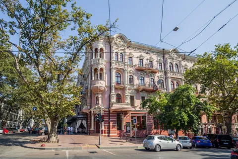 Restaurant "Bristol" image 3