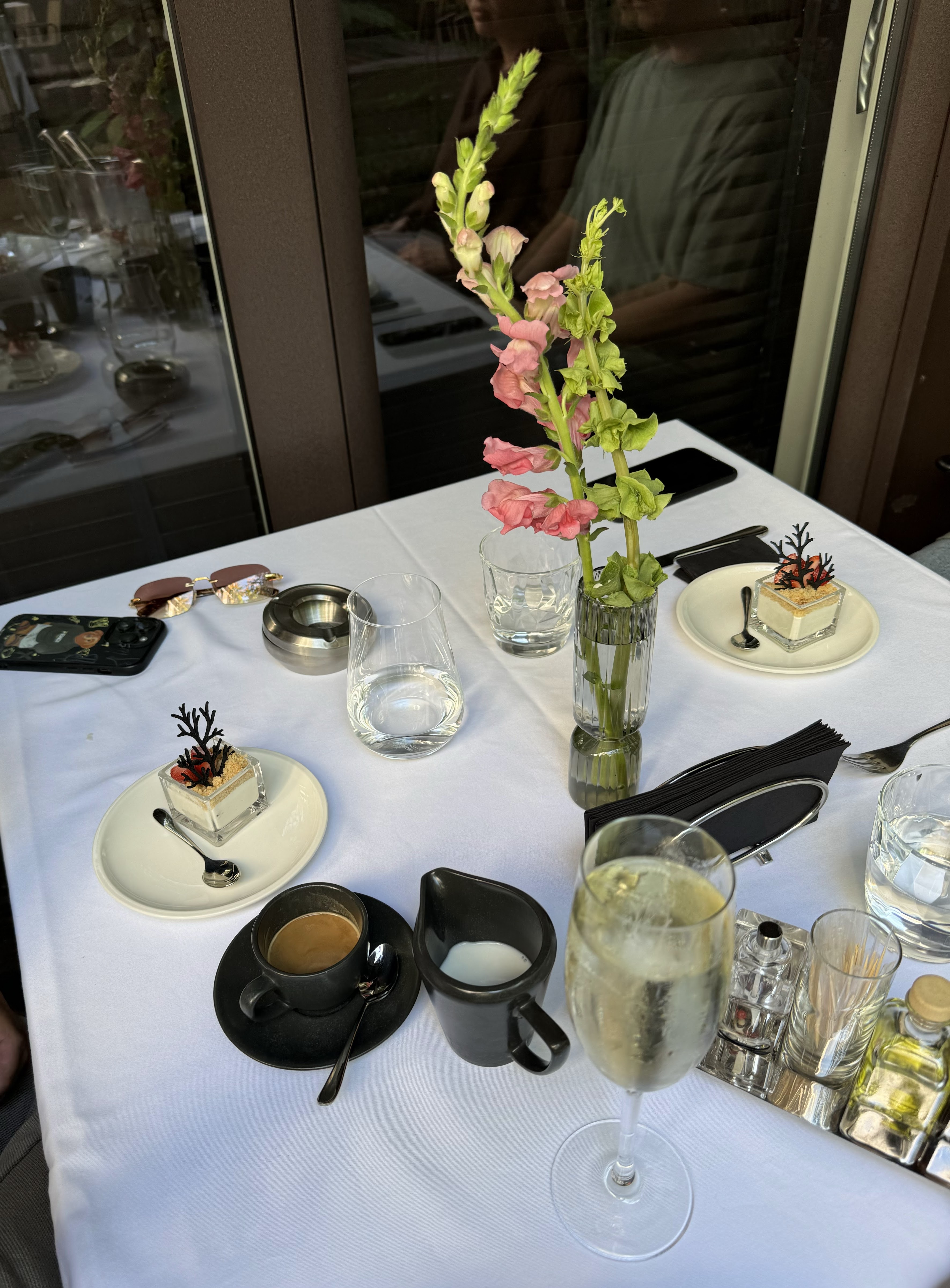 Elissa Bar&Restaurant image 7