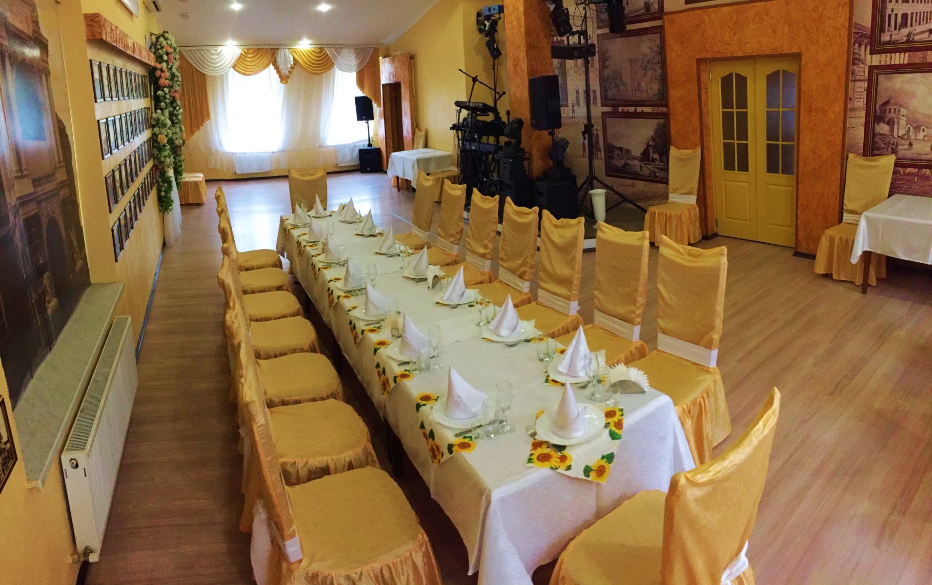 СТАРЫЙ ГОРОД РЕСТОРАН image 3