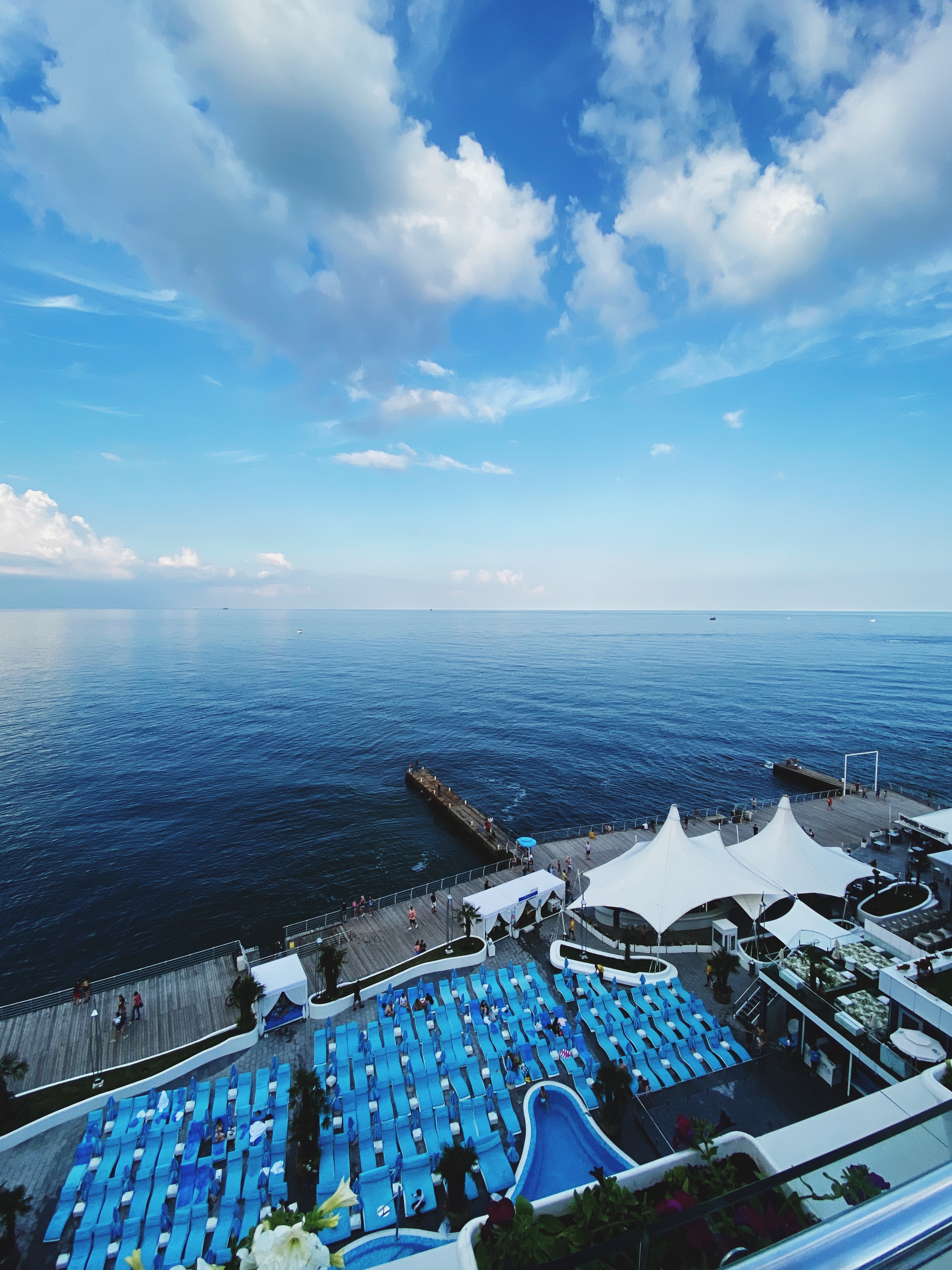 Panorama & Piano Bar image 8