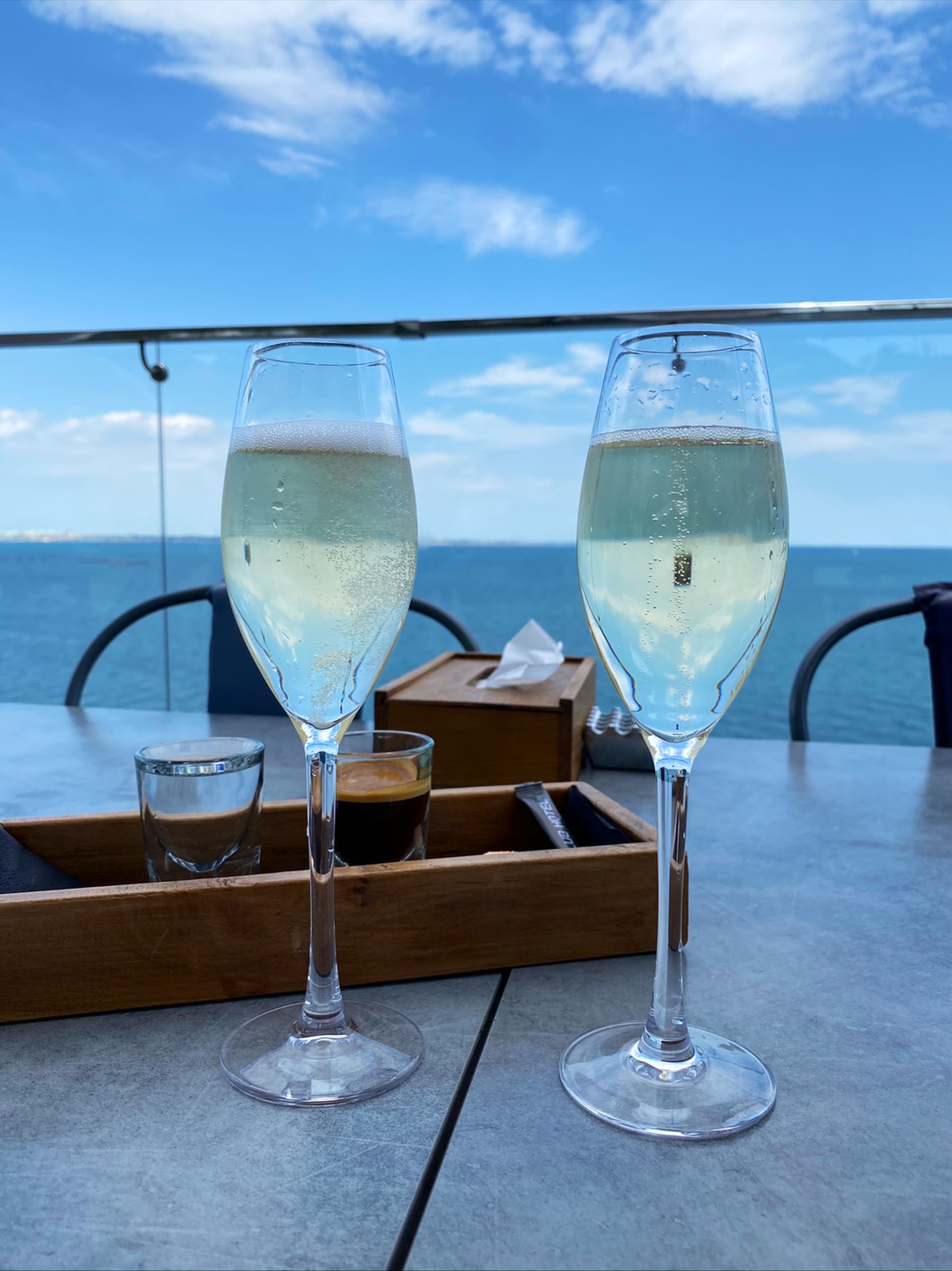 P1 Prosecco Bar image 8