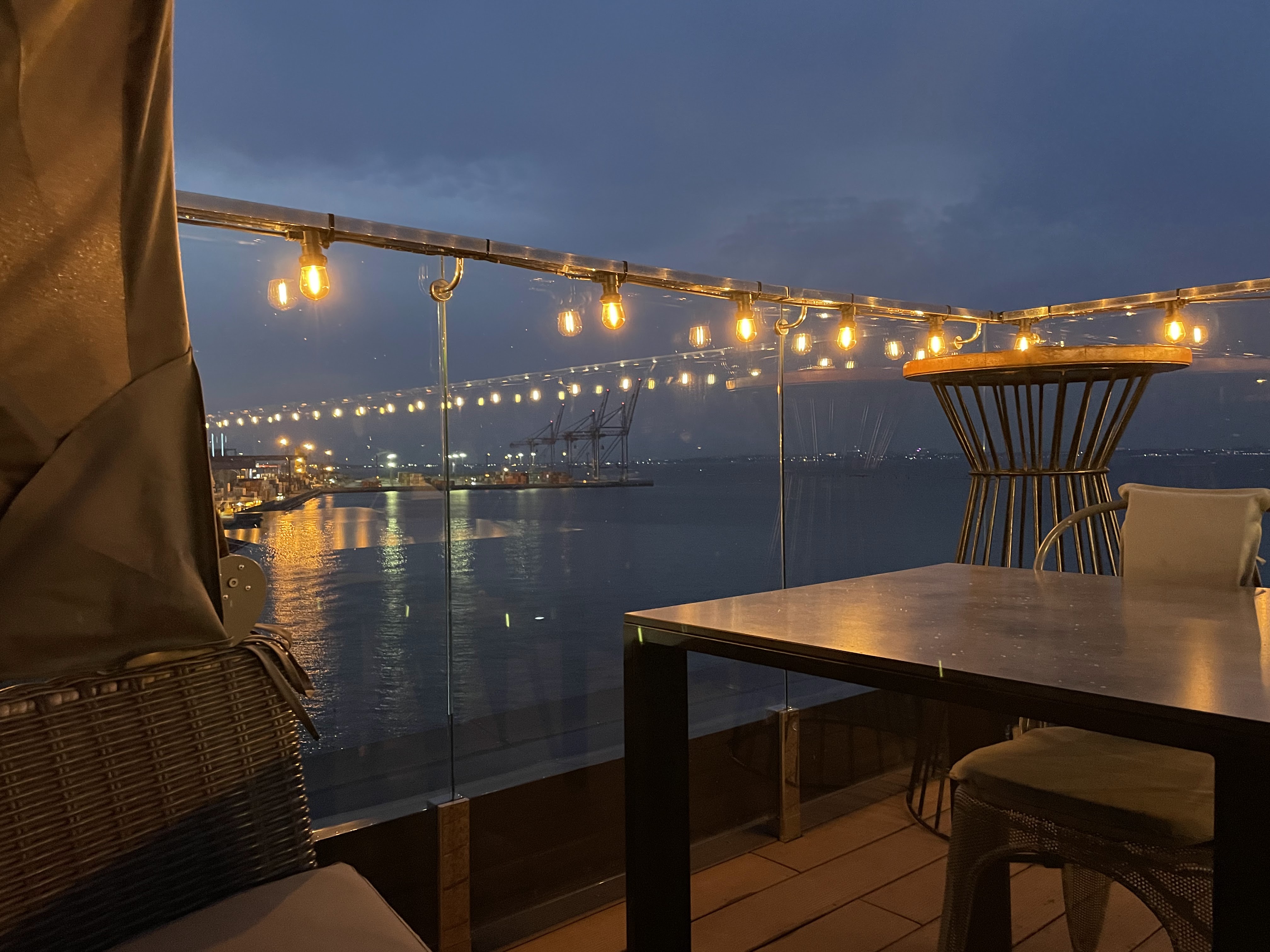 P1 Prosecco Bar image 9