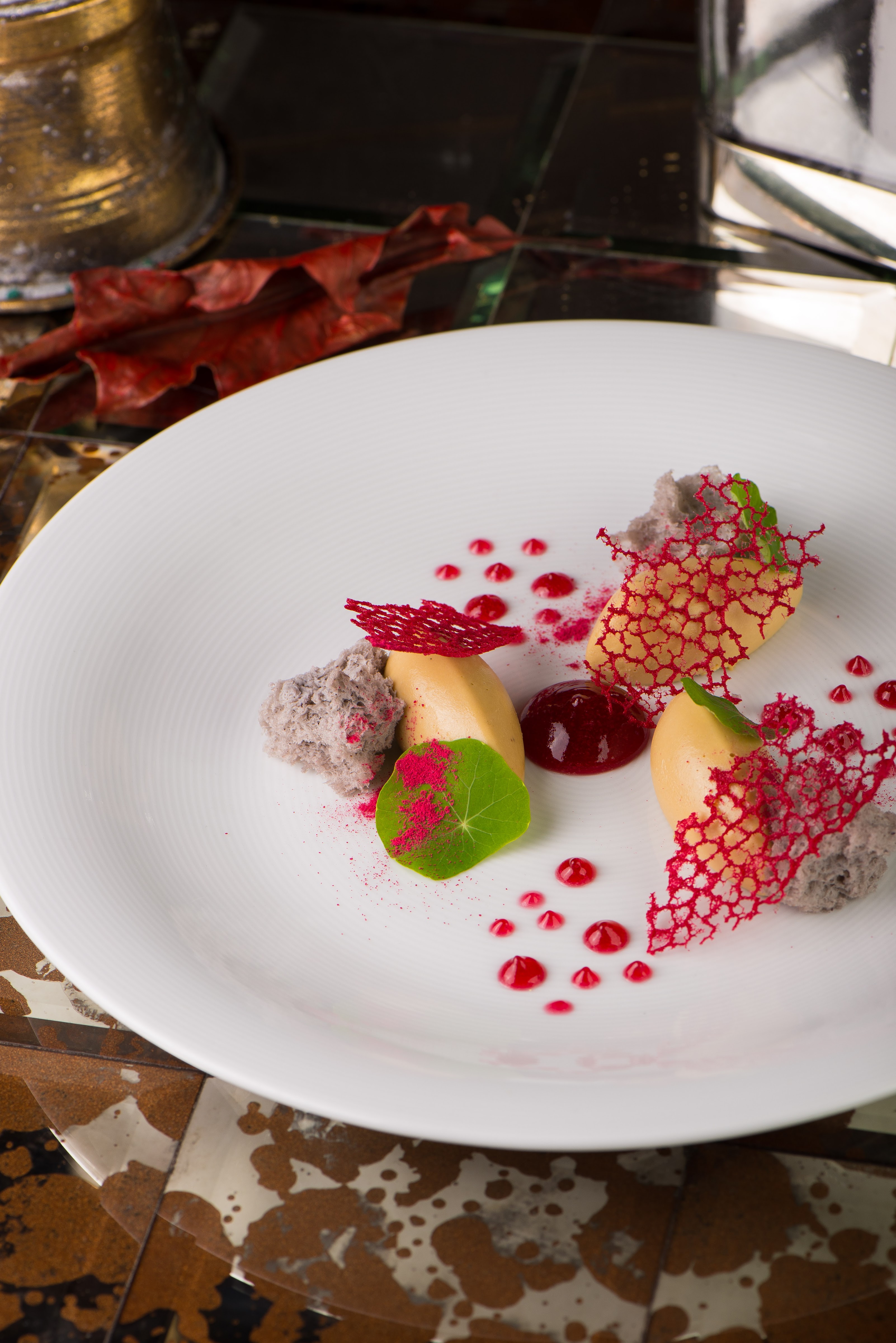 R1 restaurant image 2