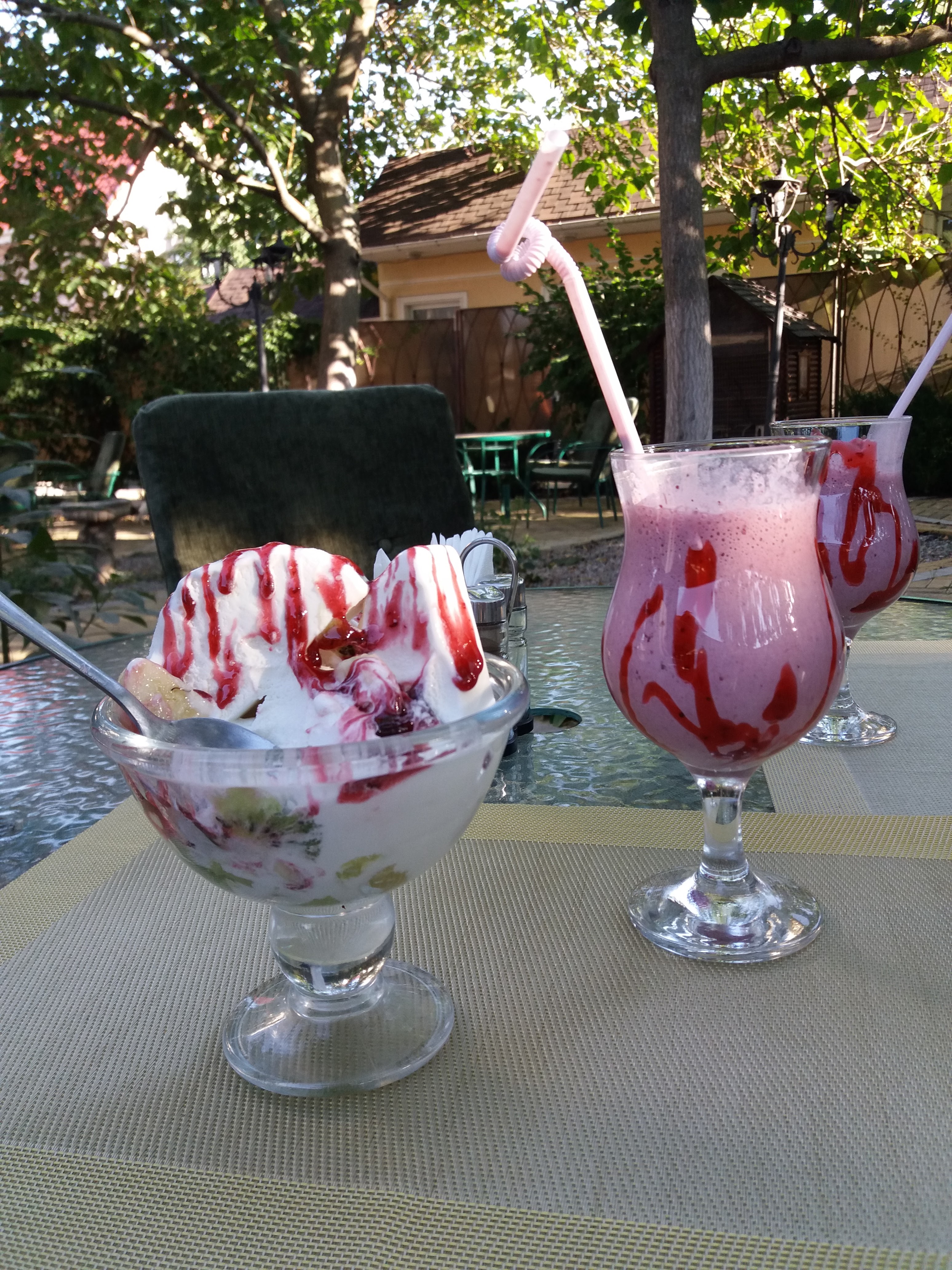 Khadzhybey - Rozvazhalʹno-Restorannyy Kompleks image 2