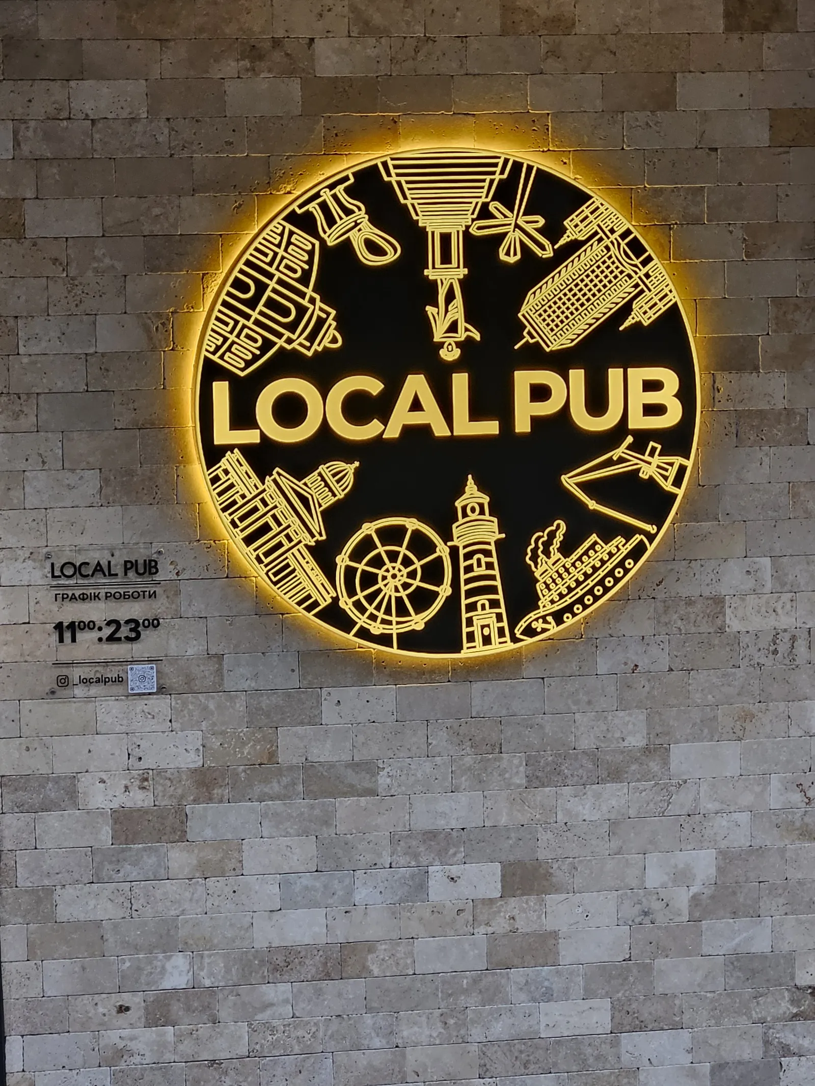 Local Pub image 9