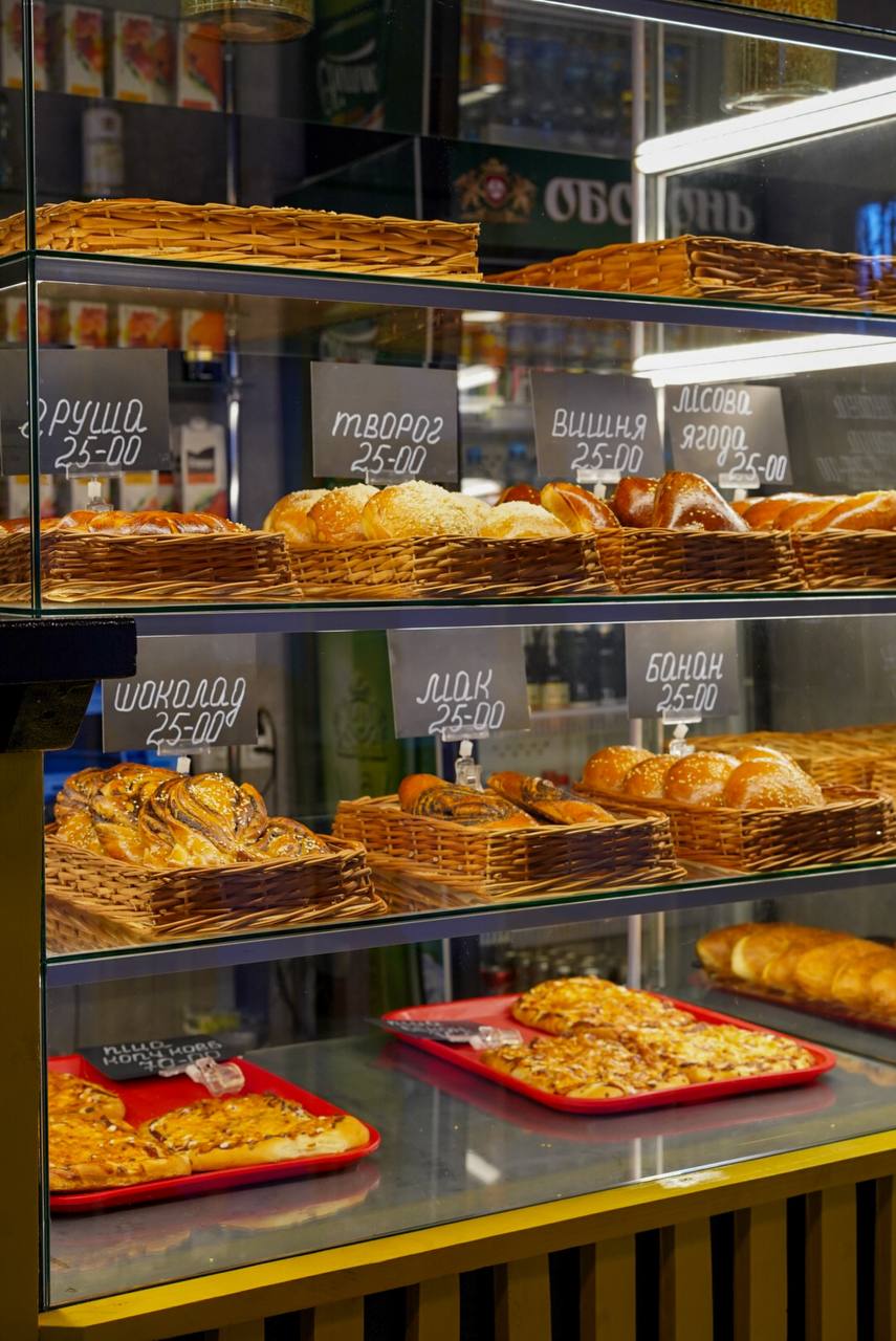 Перший чебуречний гастро-паб Green House image 1