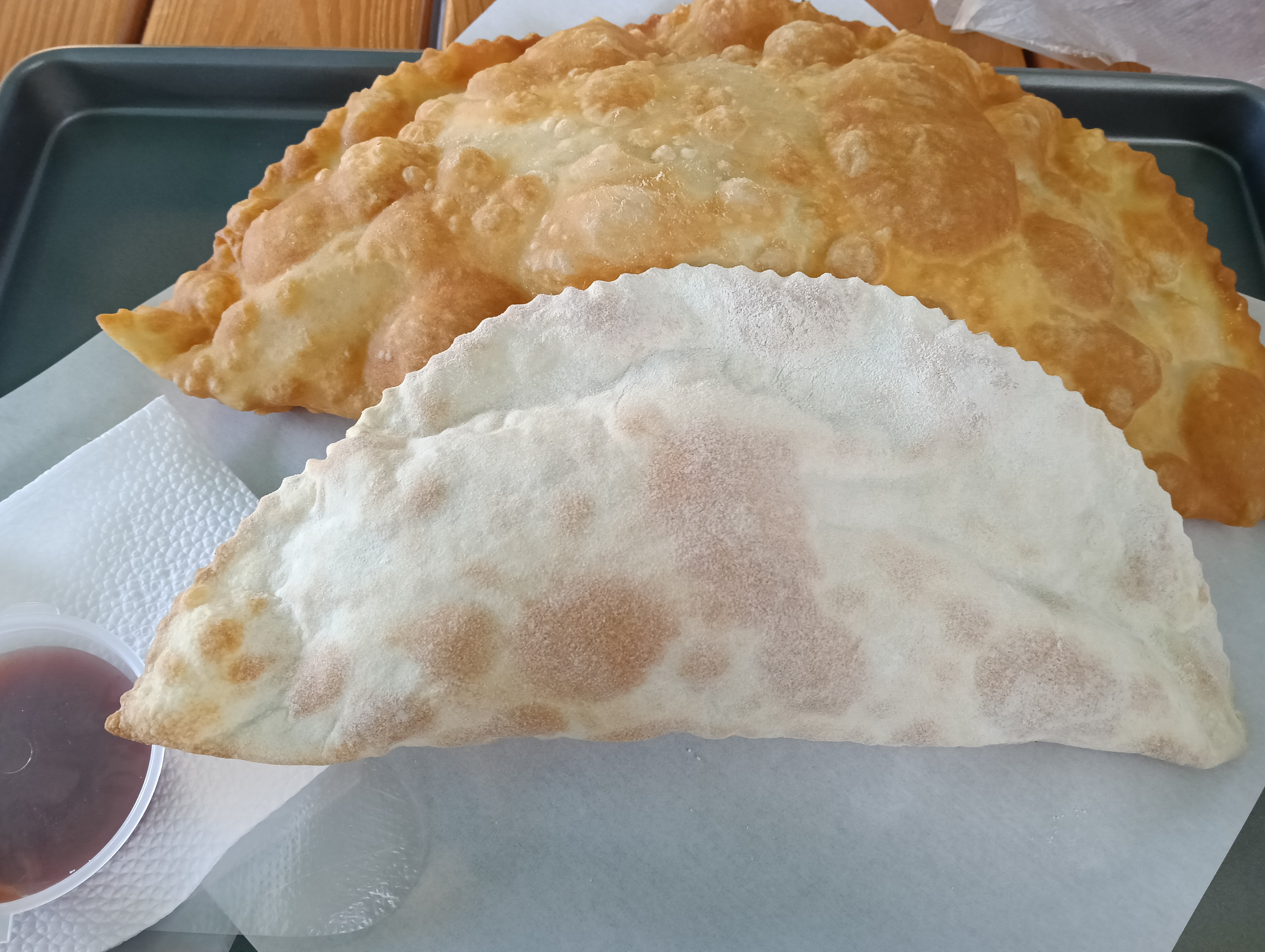 Перший чебуречний гастро-паб Green House image 3