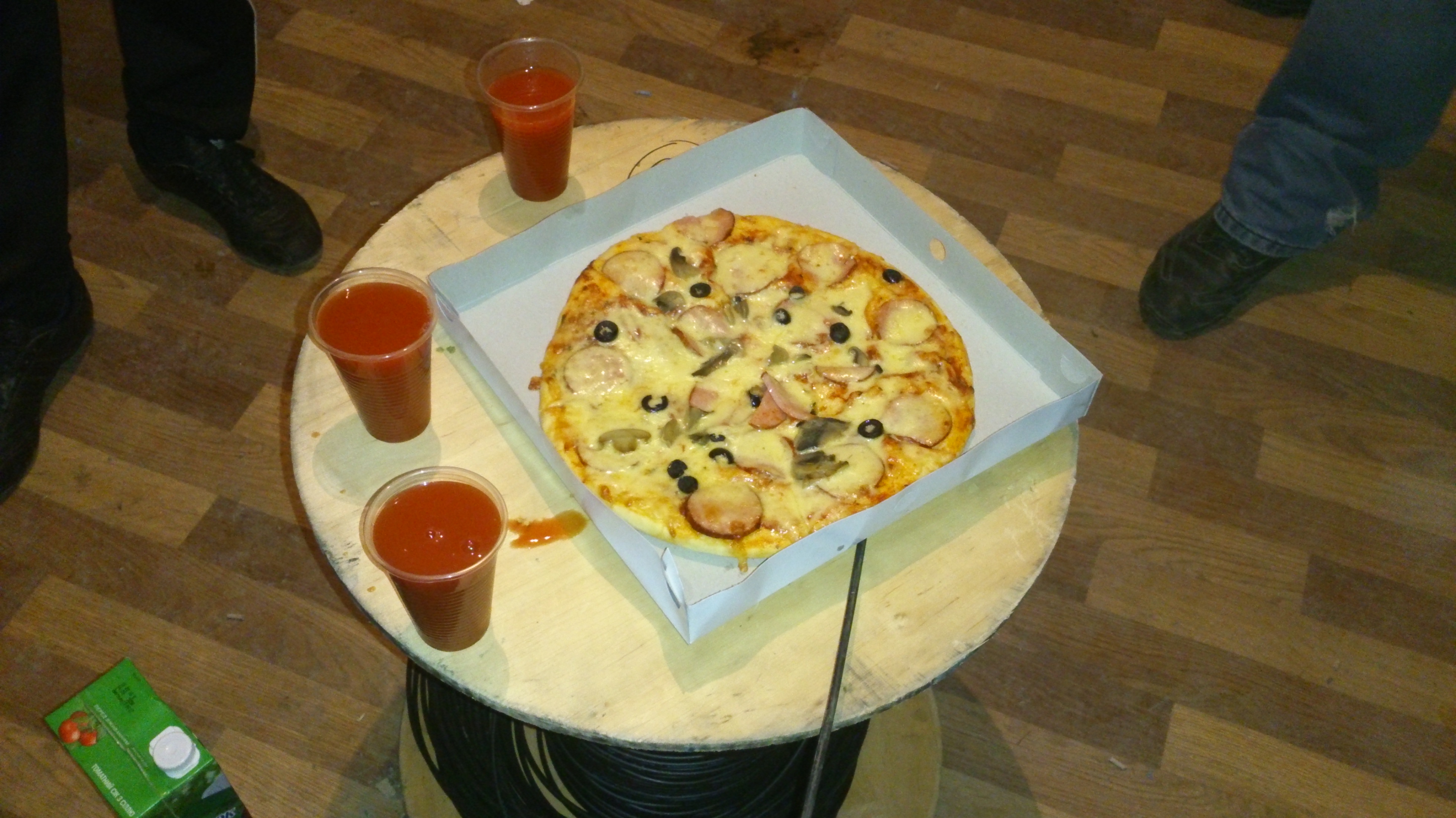 "Retro" - Restoran-Bar, Steyk Khaus, Pitsa-Bar image 2