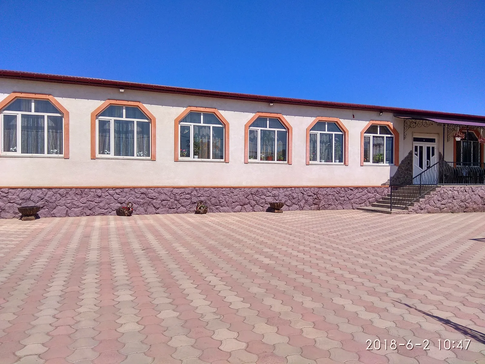 Bar-Restoran "Zhemchuzhyna" image 5