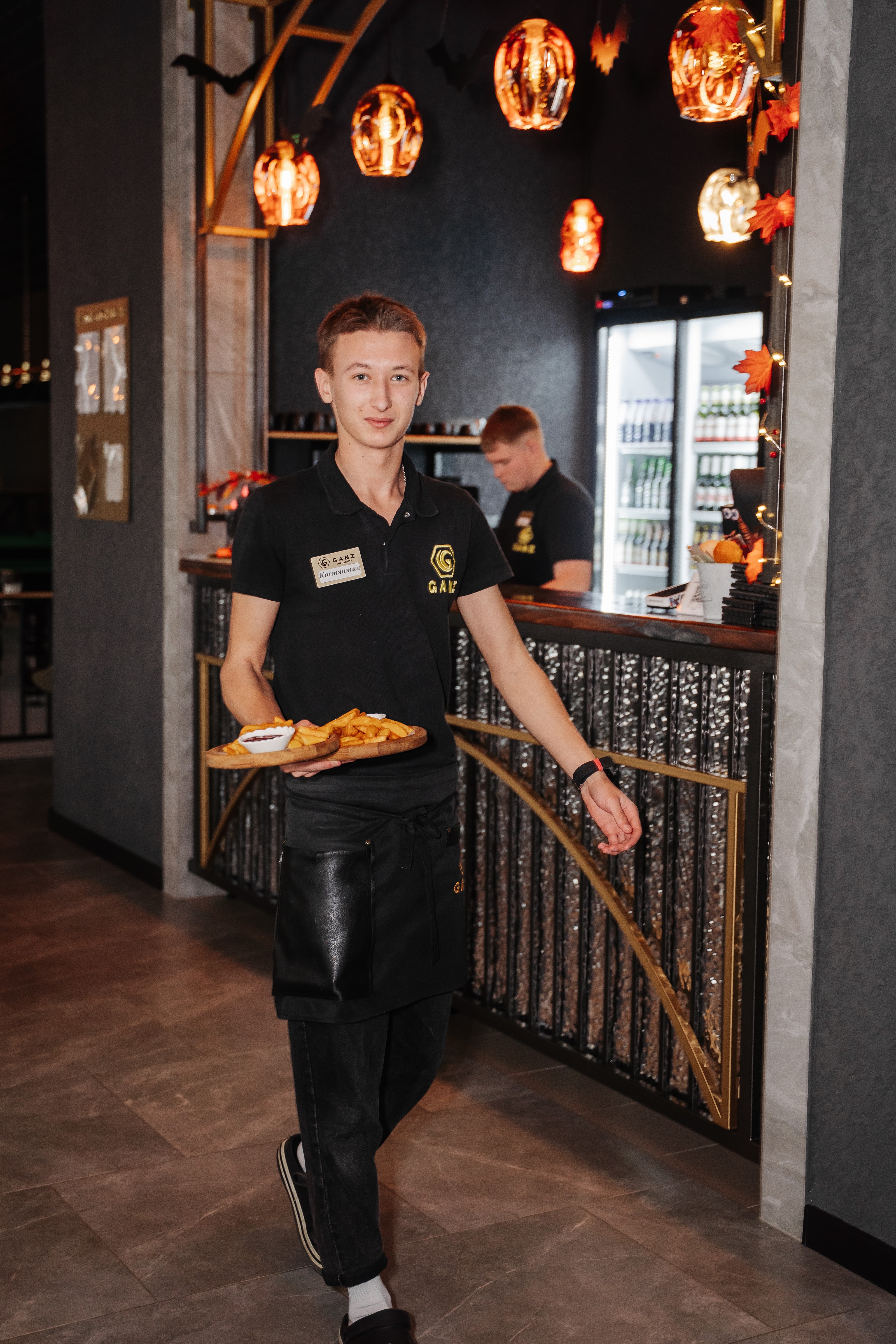 GANZ Restaurant | Lounge image 6