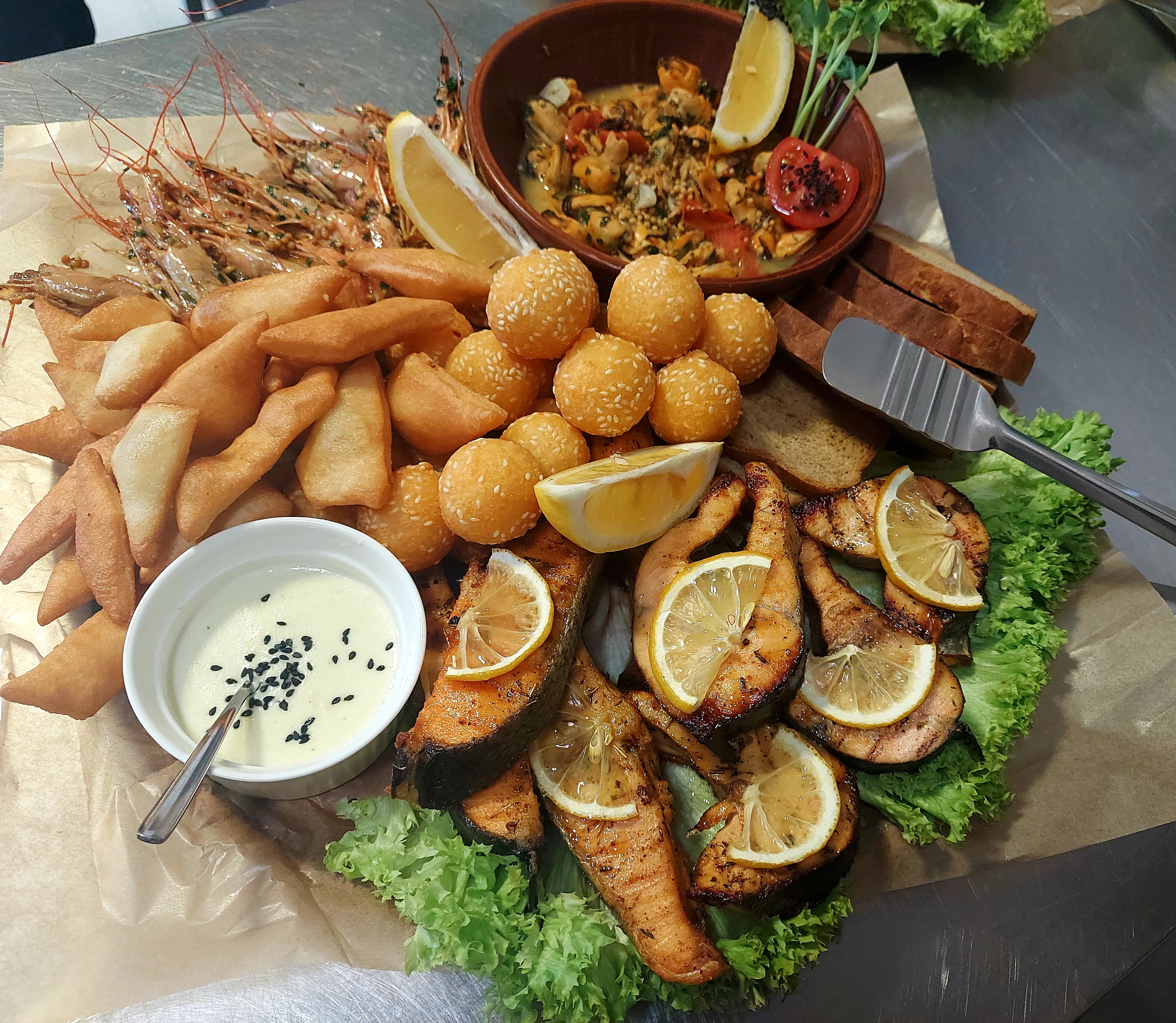 SAVORI_RESTAURANT image 2