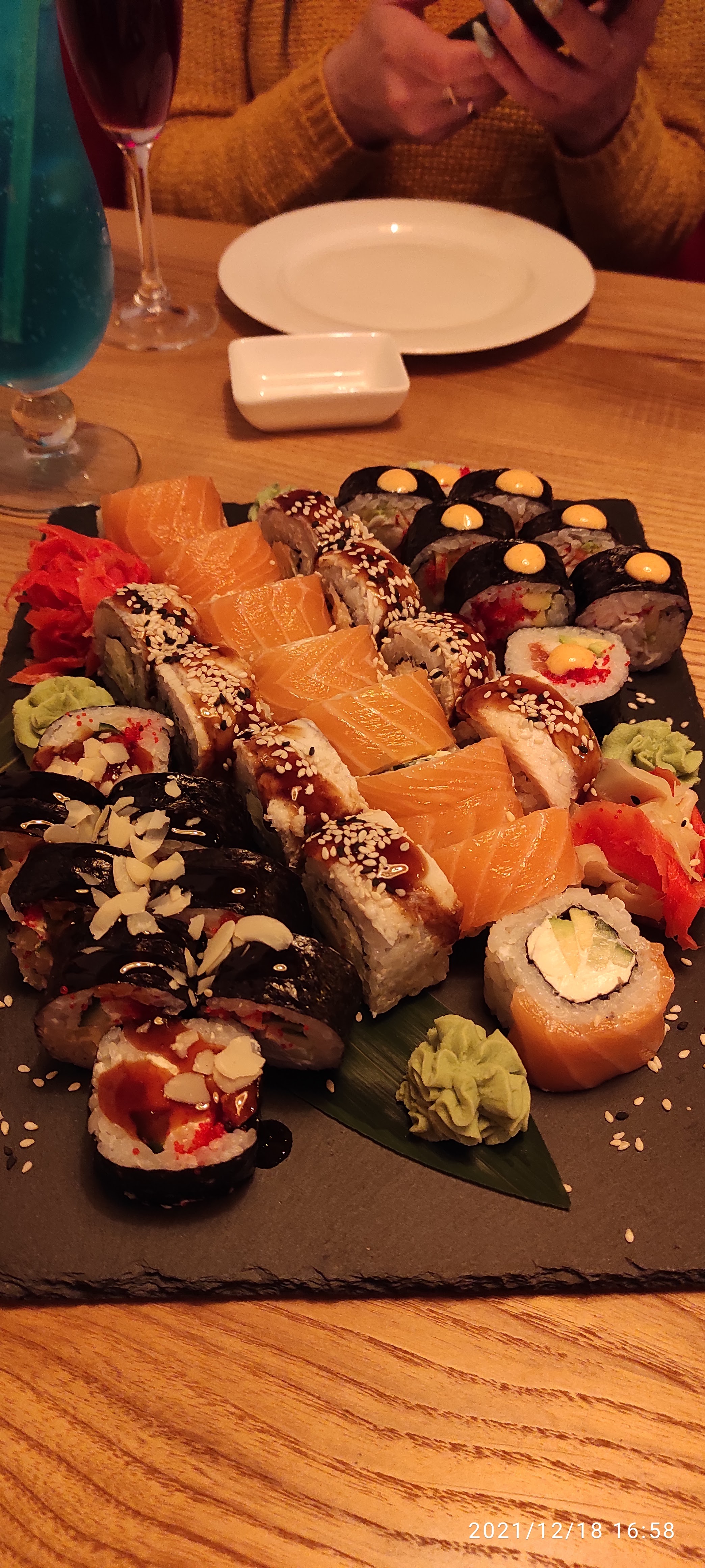 ROYAL Pizza|Sushi Шаргород image 2