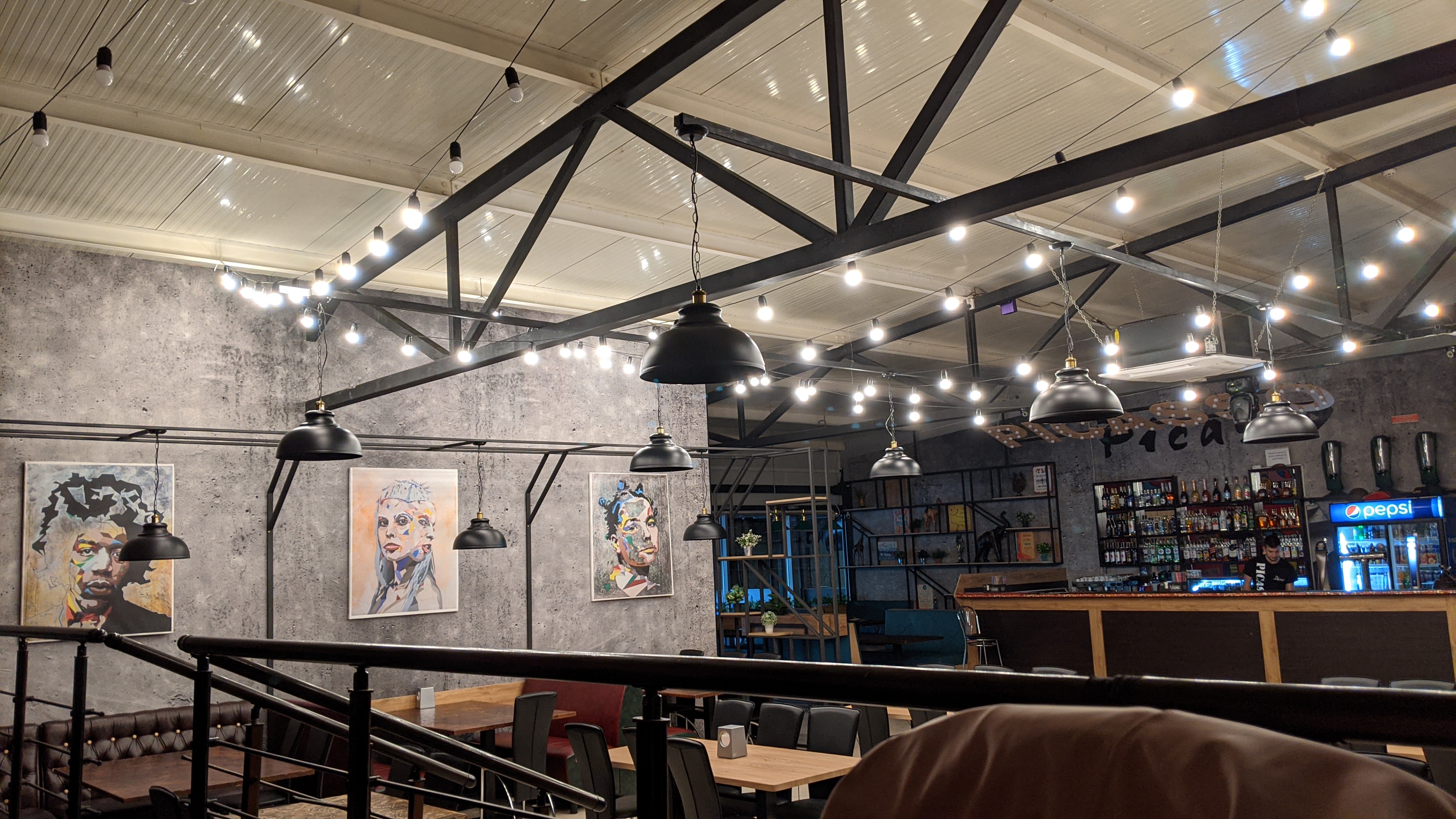 Art-cafe"Picasso" image 1