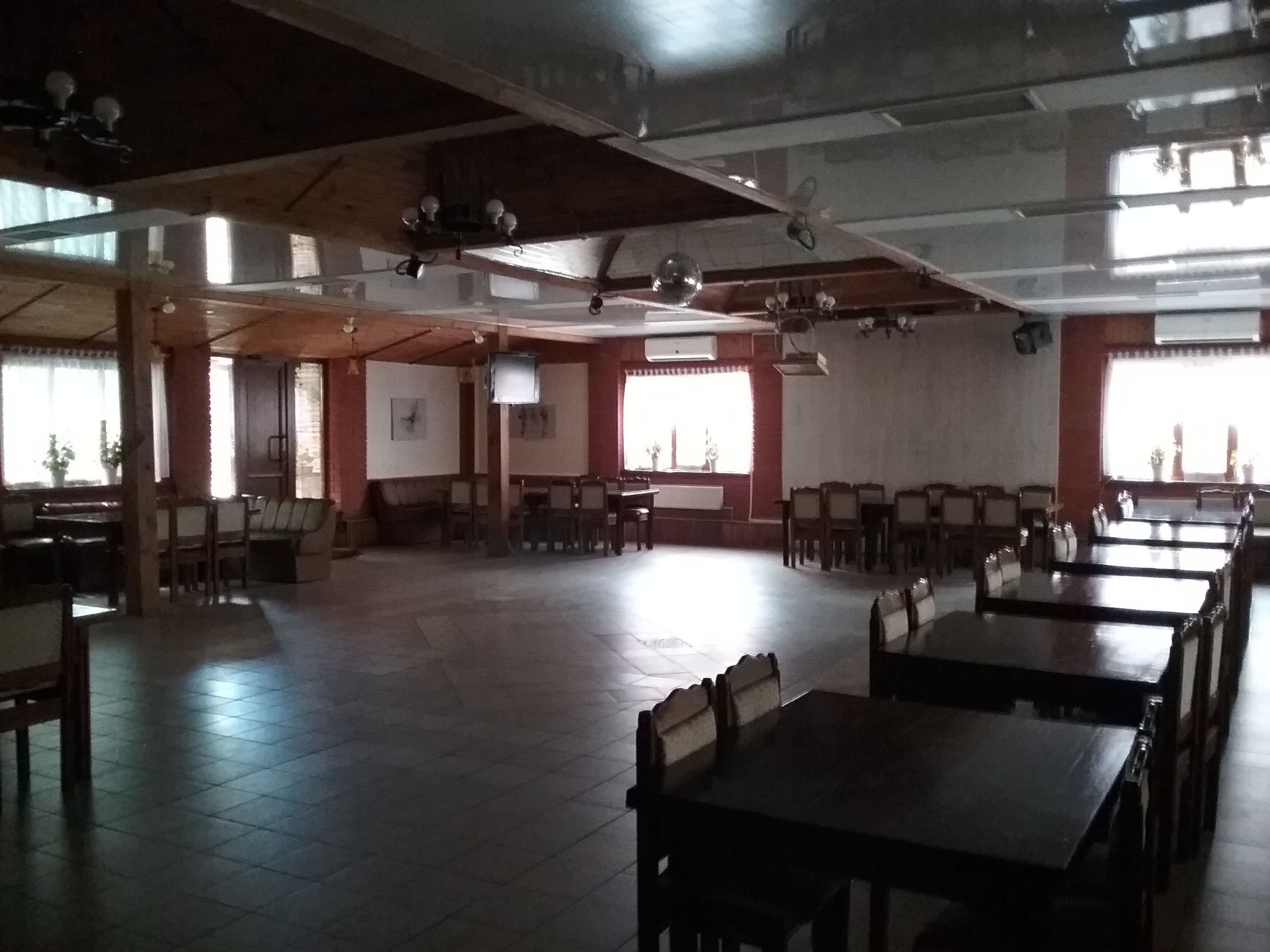 Tavern "De Da" image 5