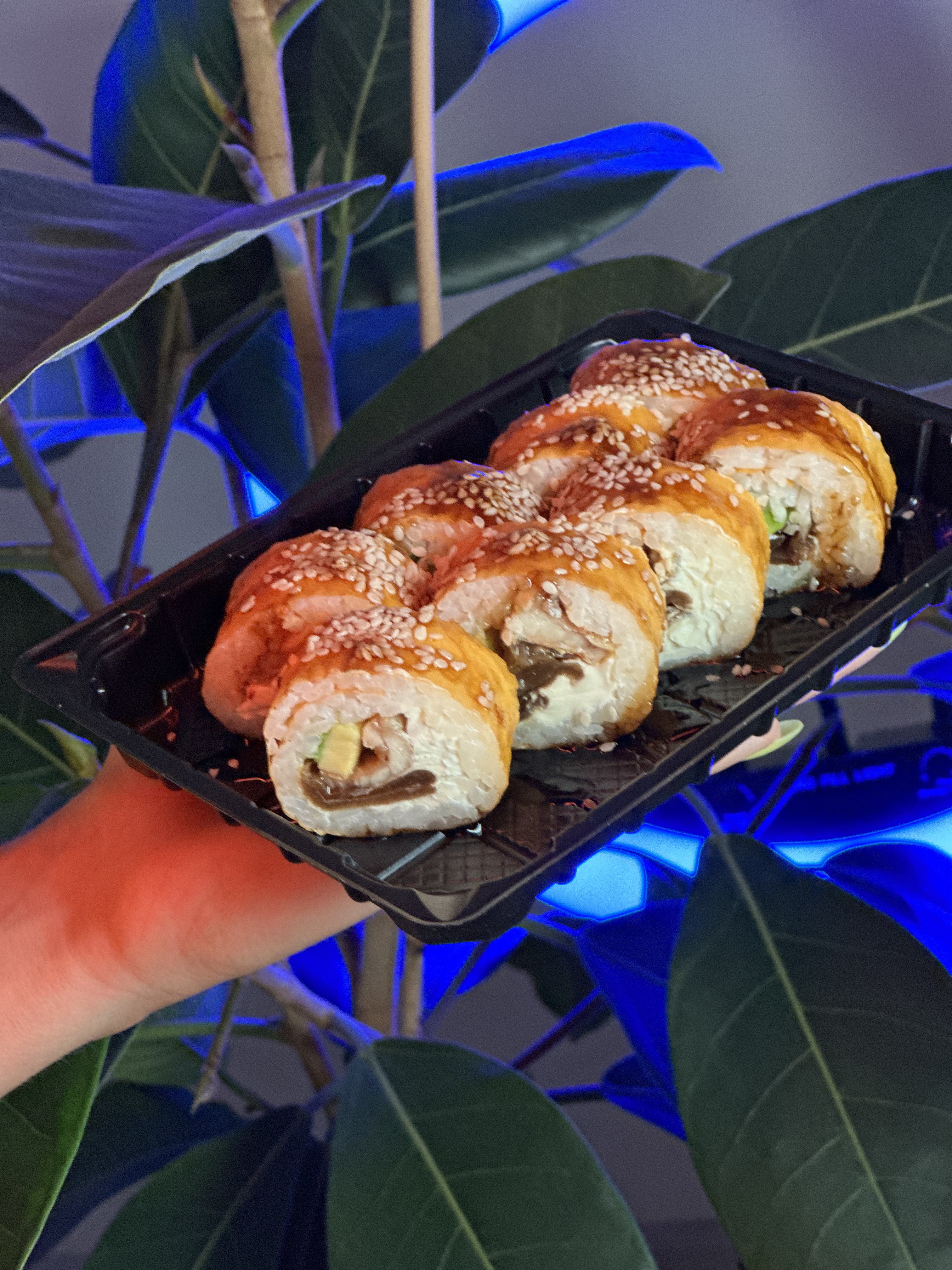 Osama sushi Подільськ image 7