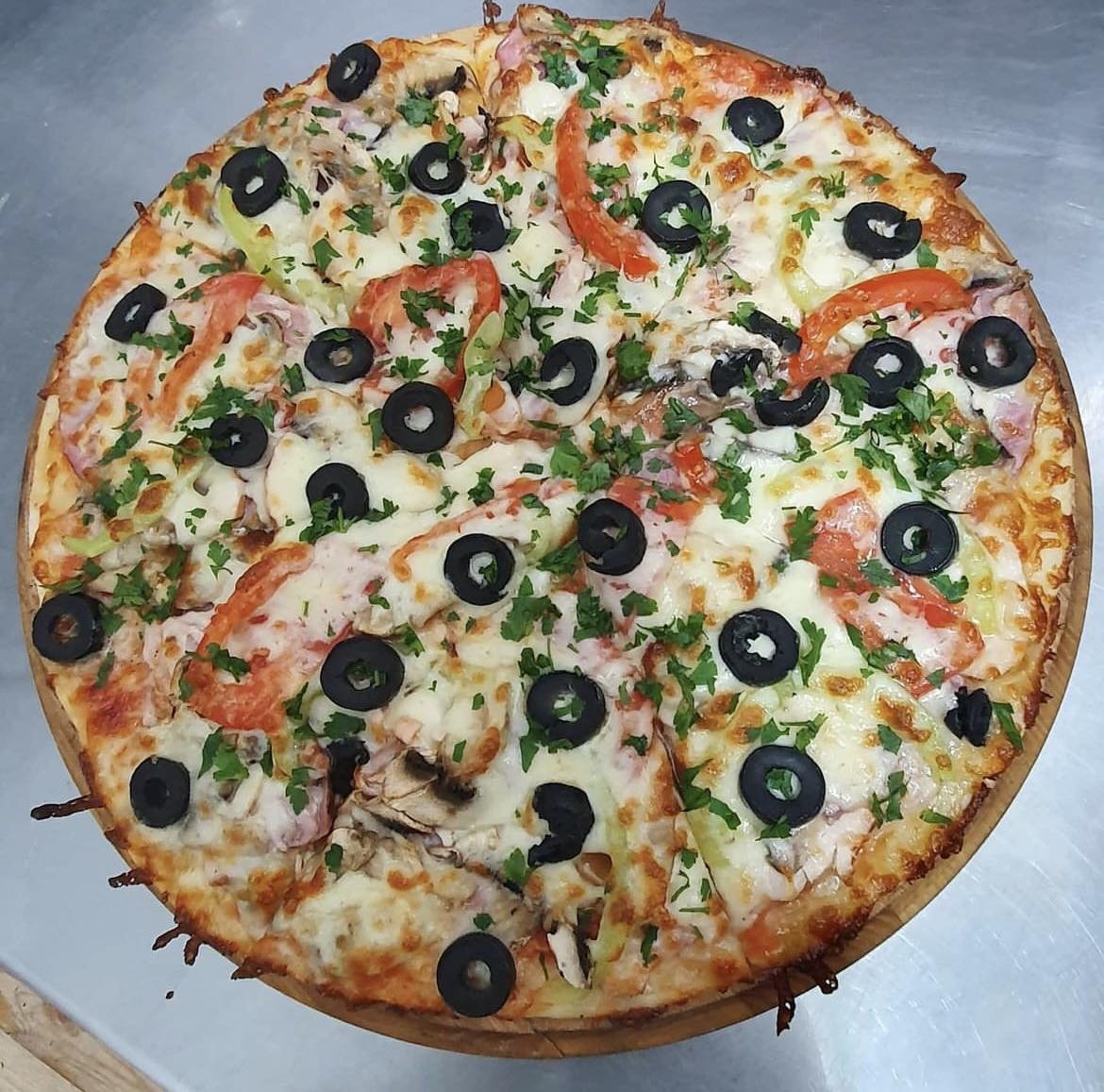 Maks Food Pulcinella Pizza image 1