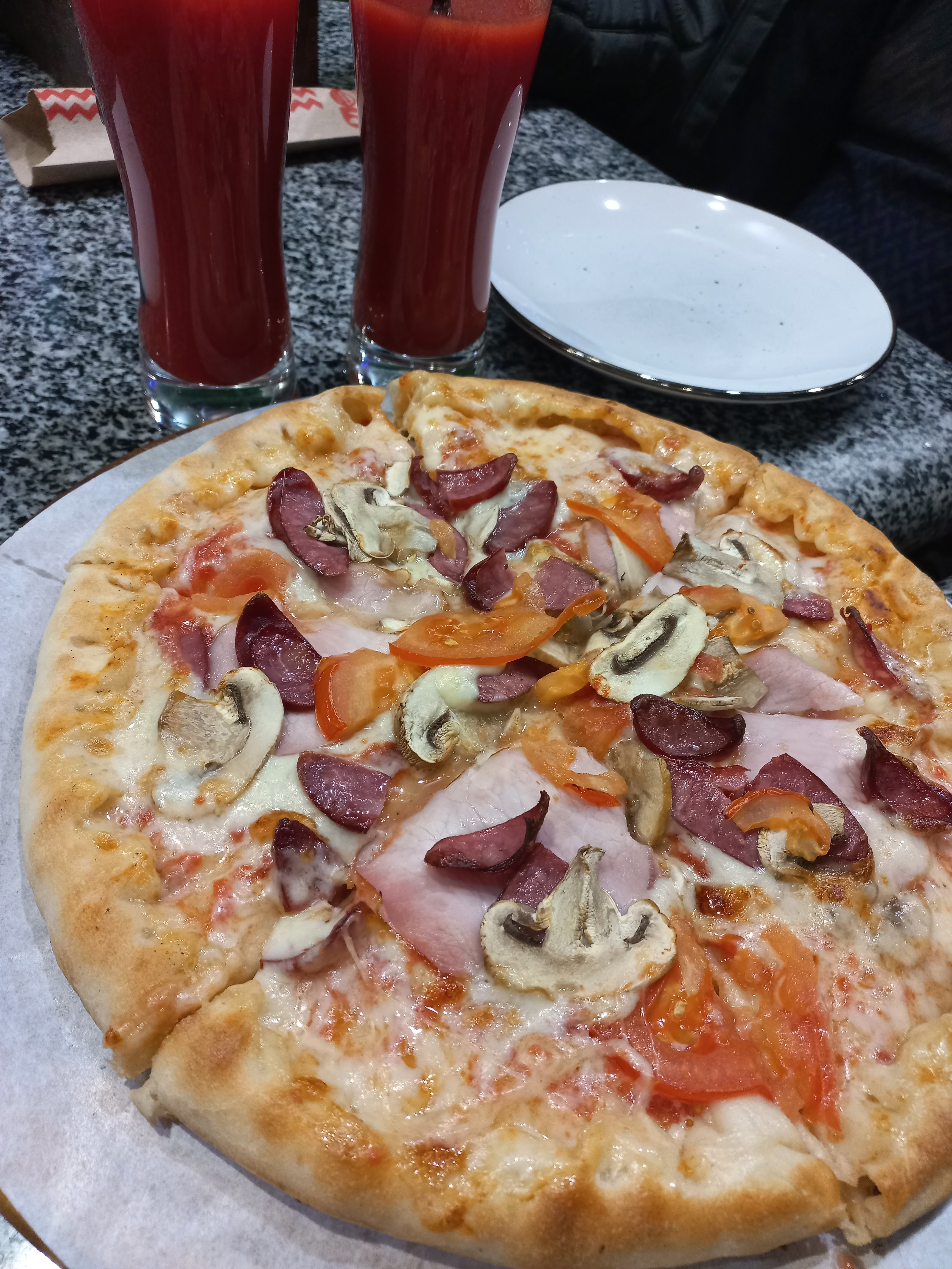 Pizza Celentano image 8