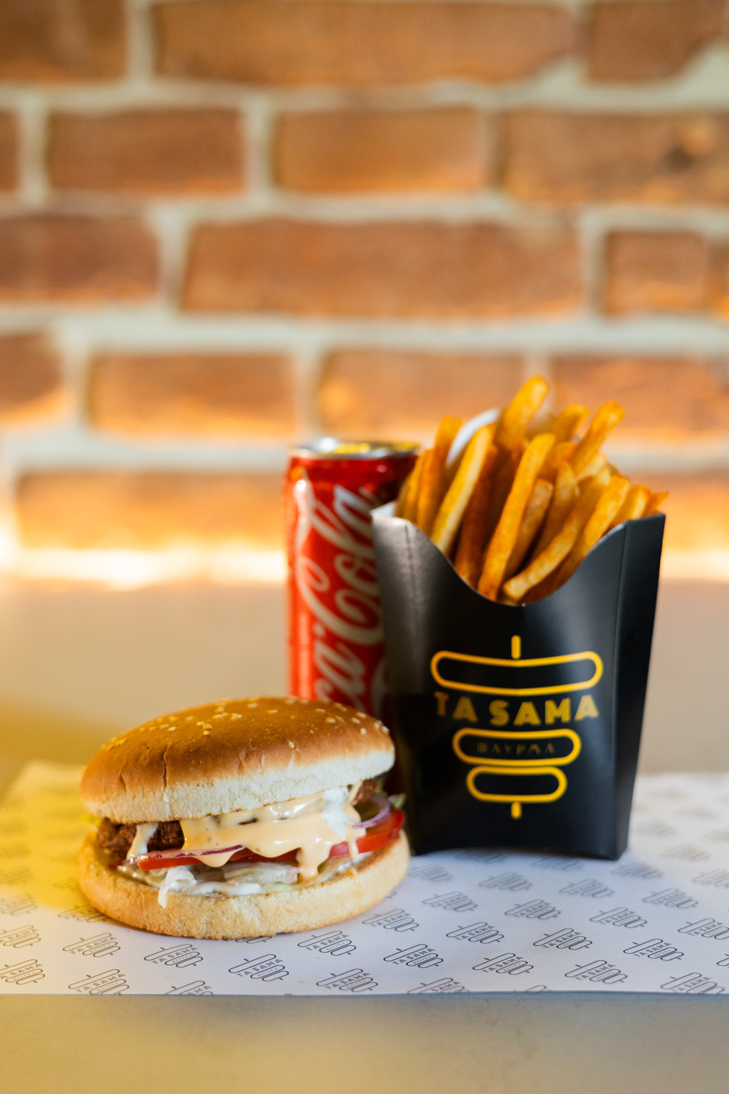 TA SAMA ШАУРМА ( Шаурма, кебаб, бургери, картопля фрі, нагетси, заклад швидкого харчування) image 15