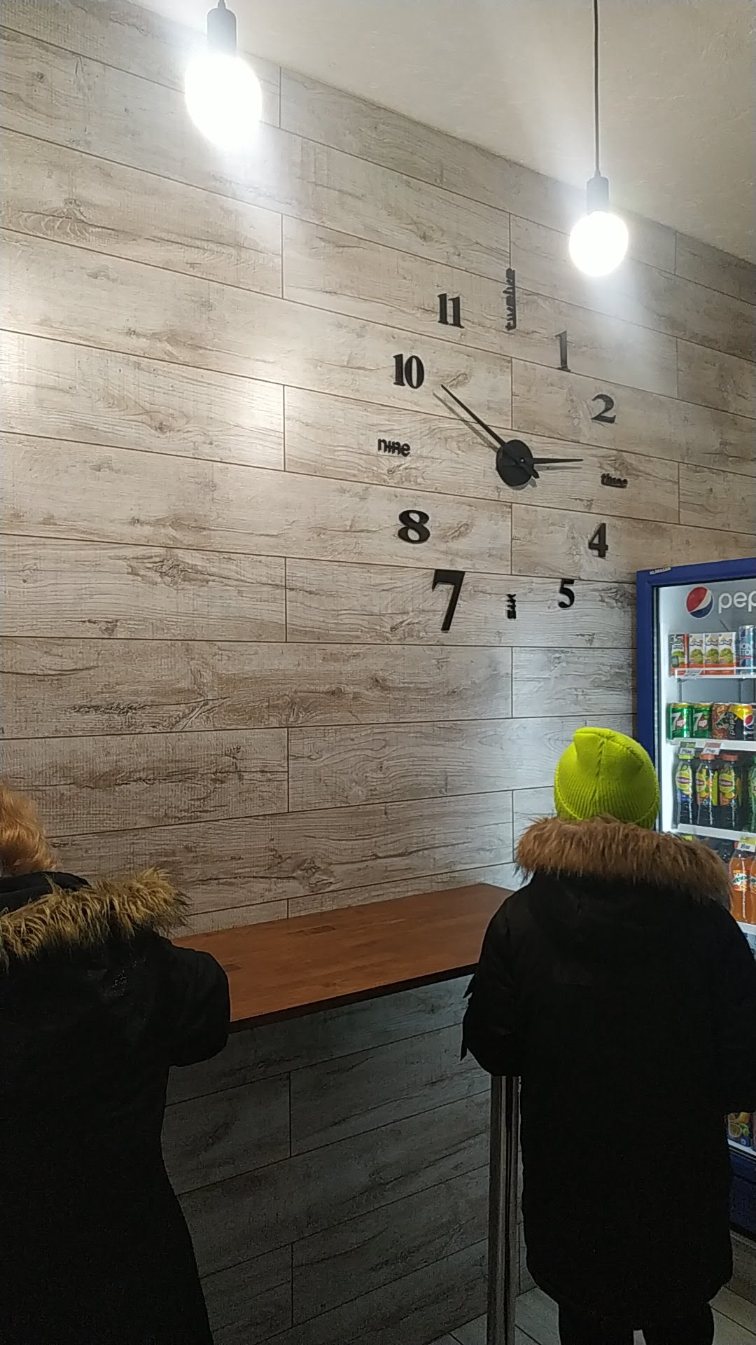 Fast food cafe image 7