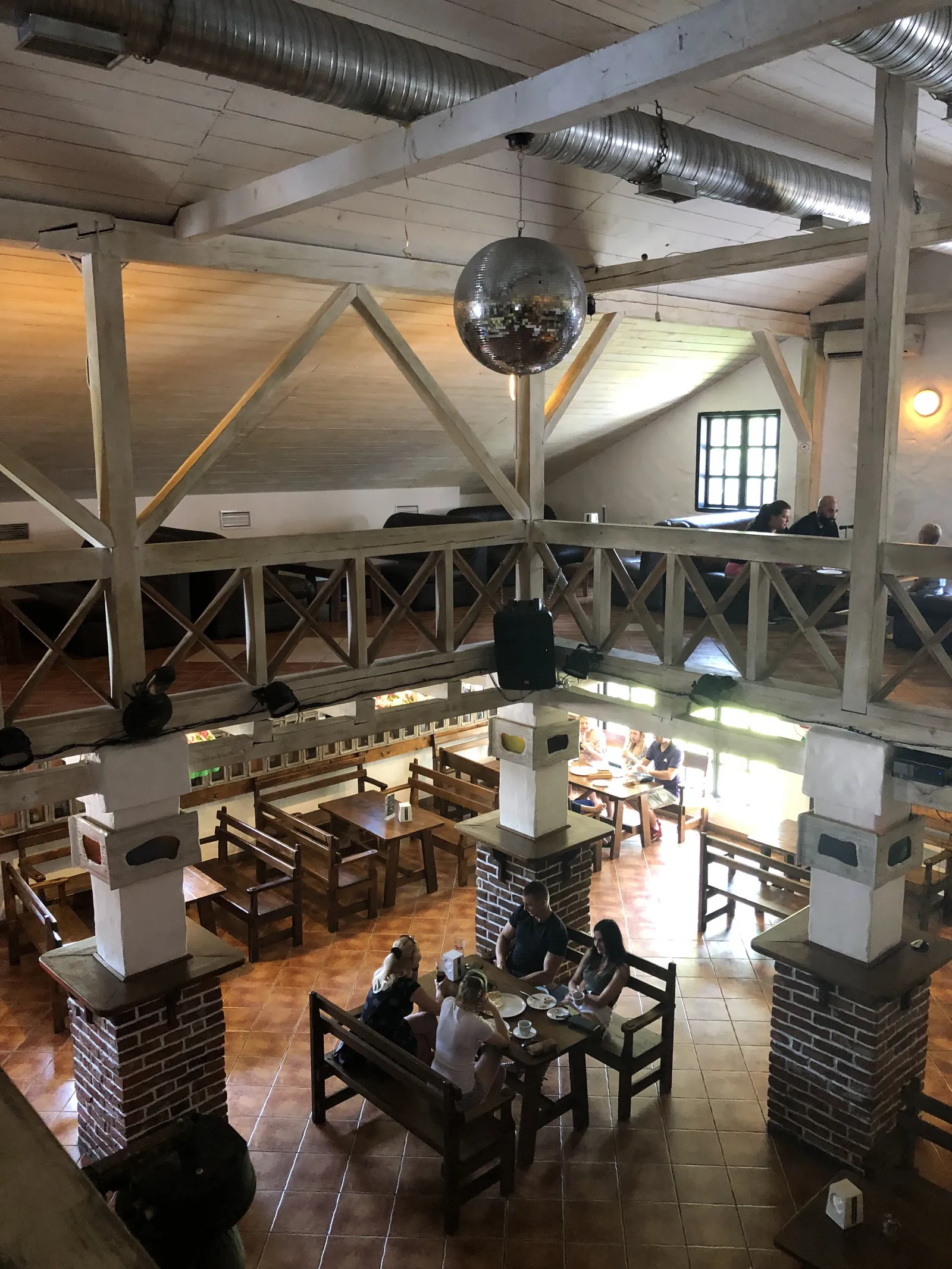 Stodola Pub image 15