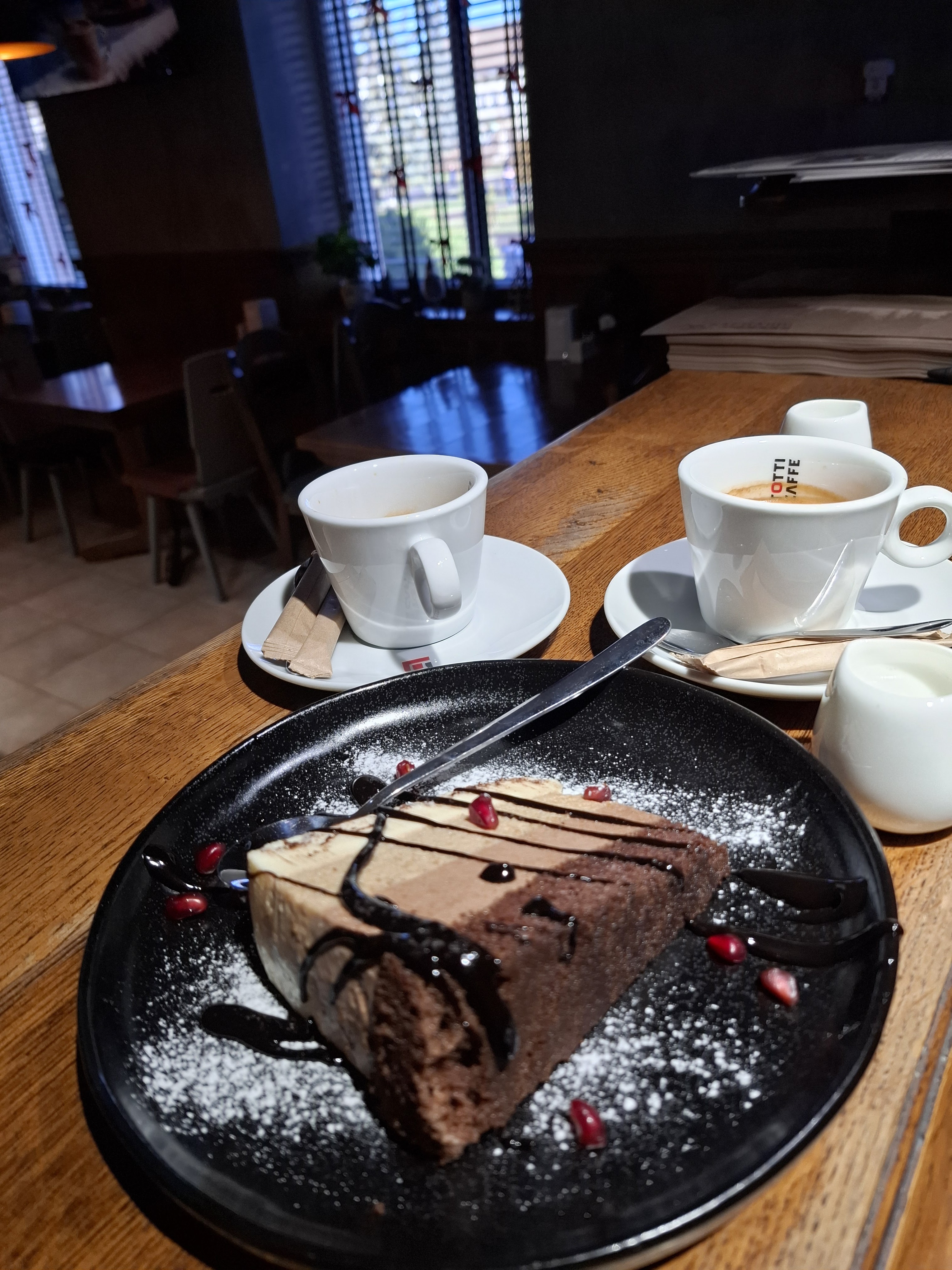 Cafe "Karpaty" image 15