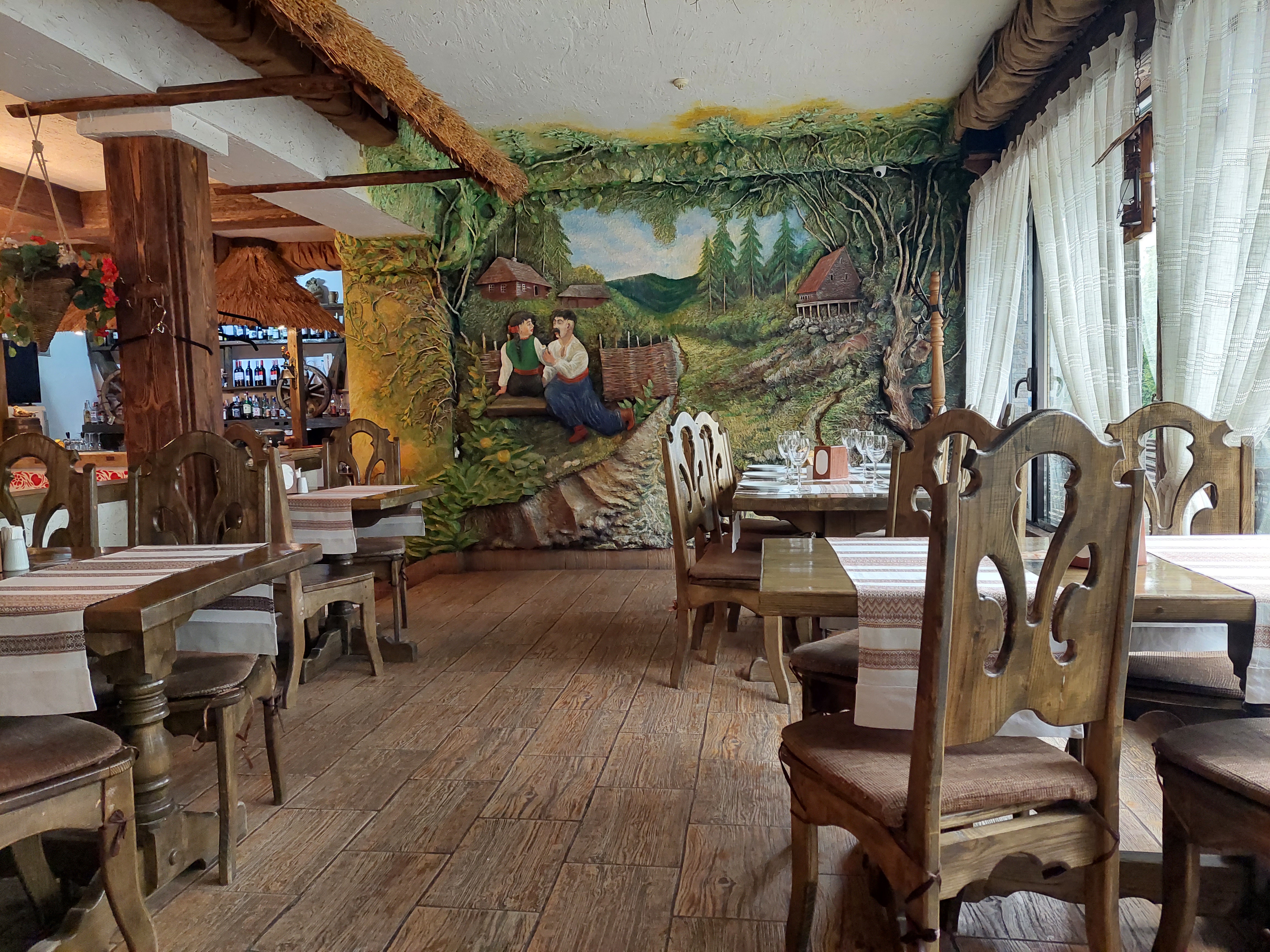 Bilyi Dvoryk image 11