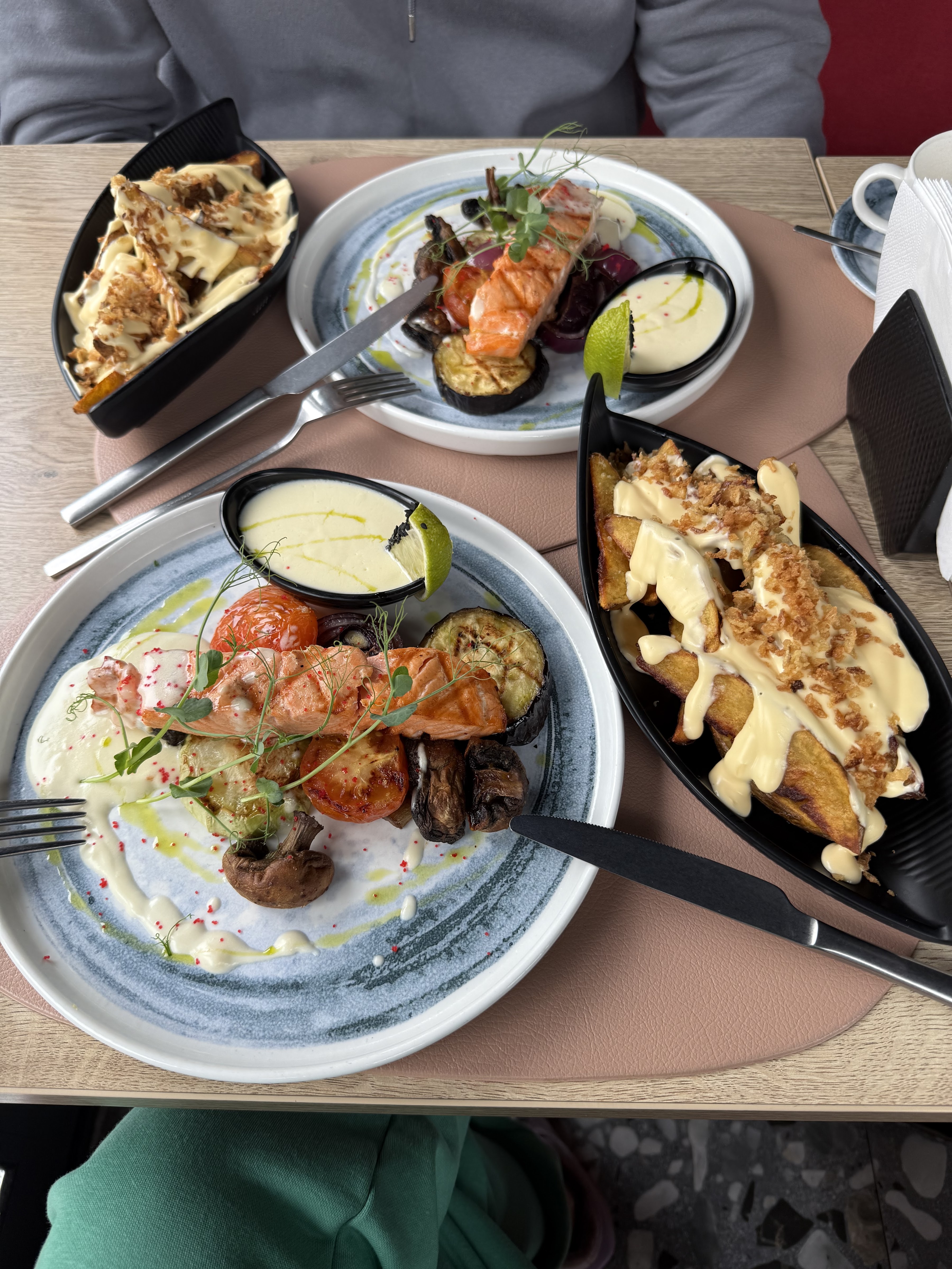 Vibe Гастробар, Трускавець image 18