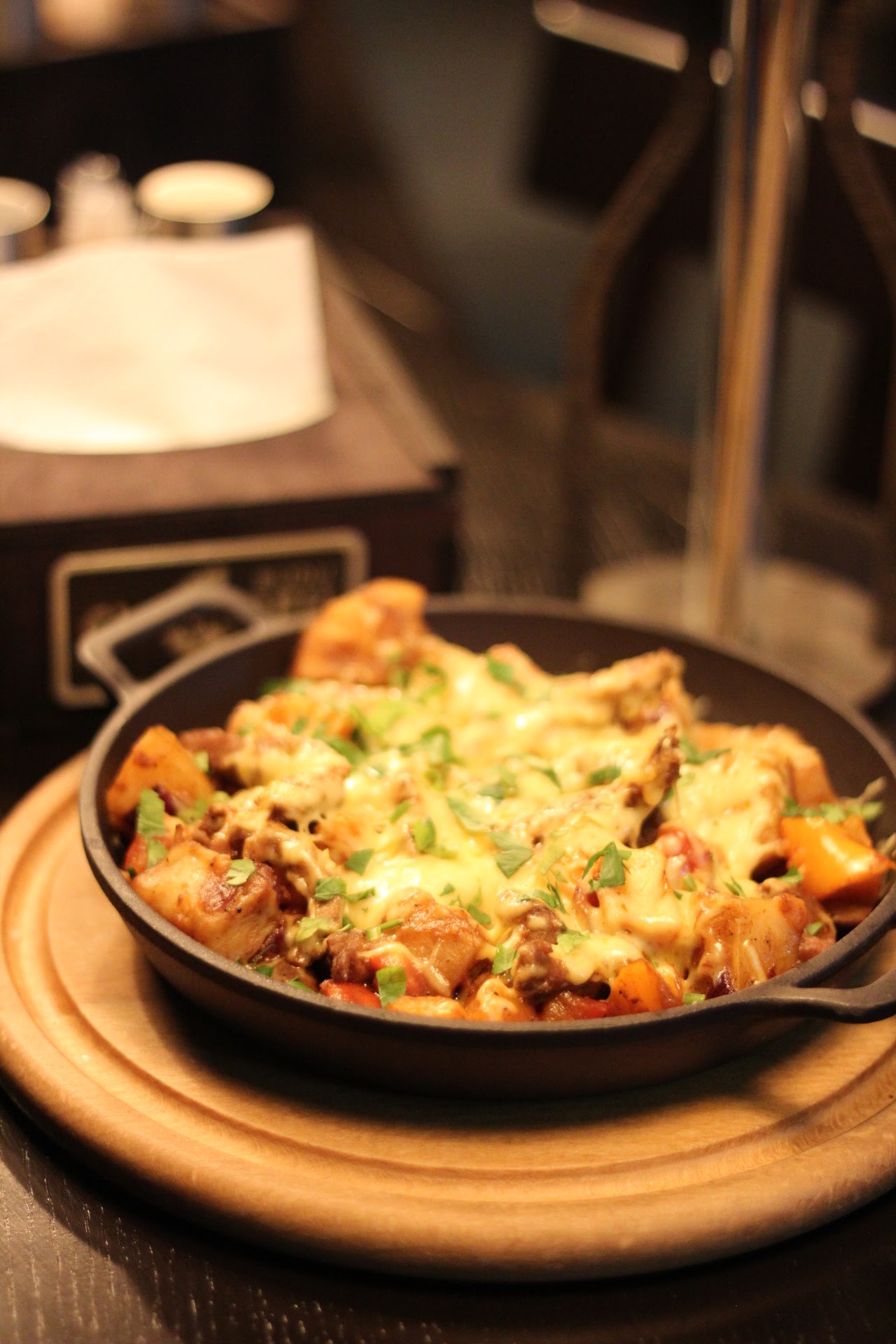 budu CheBöREK - ресторан кримськотатарської кухні / чебуреки, манти, янтики, лагман, піде image 18