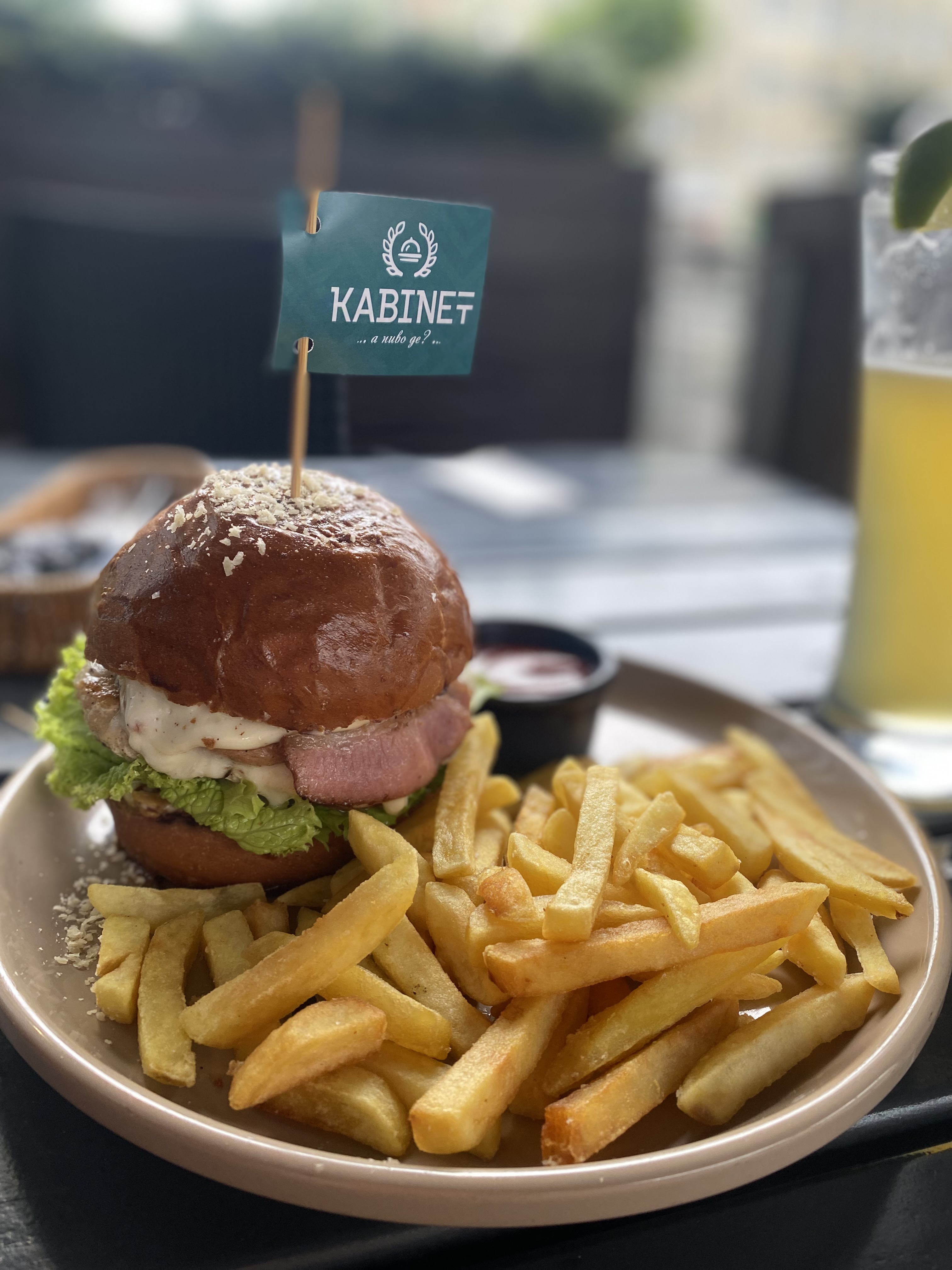 gastroPub KABINET image 17