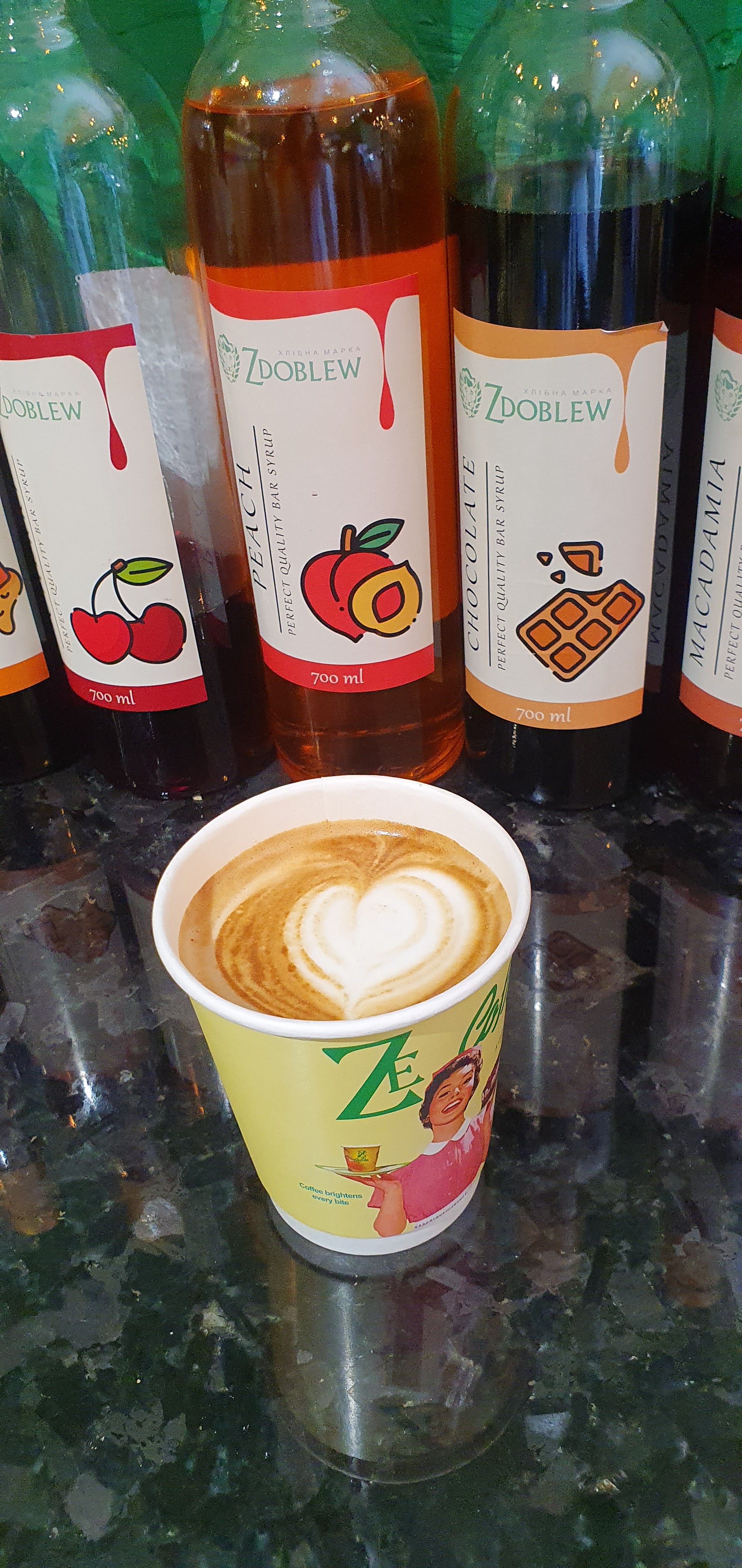Кав’ярня - кондитерська Zdoblew image 9