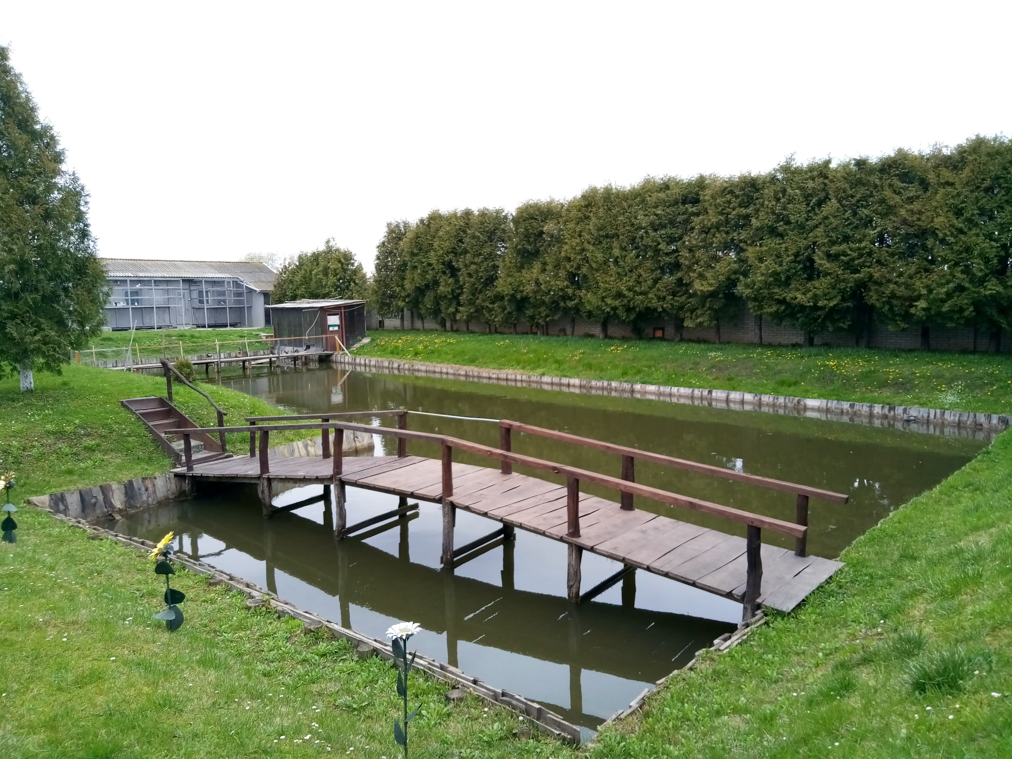 Banquet hall peasant hut image 17