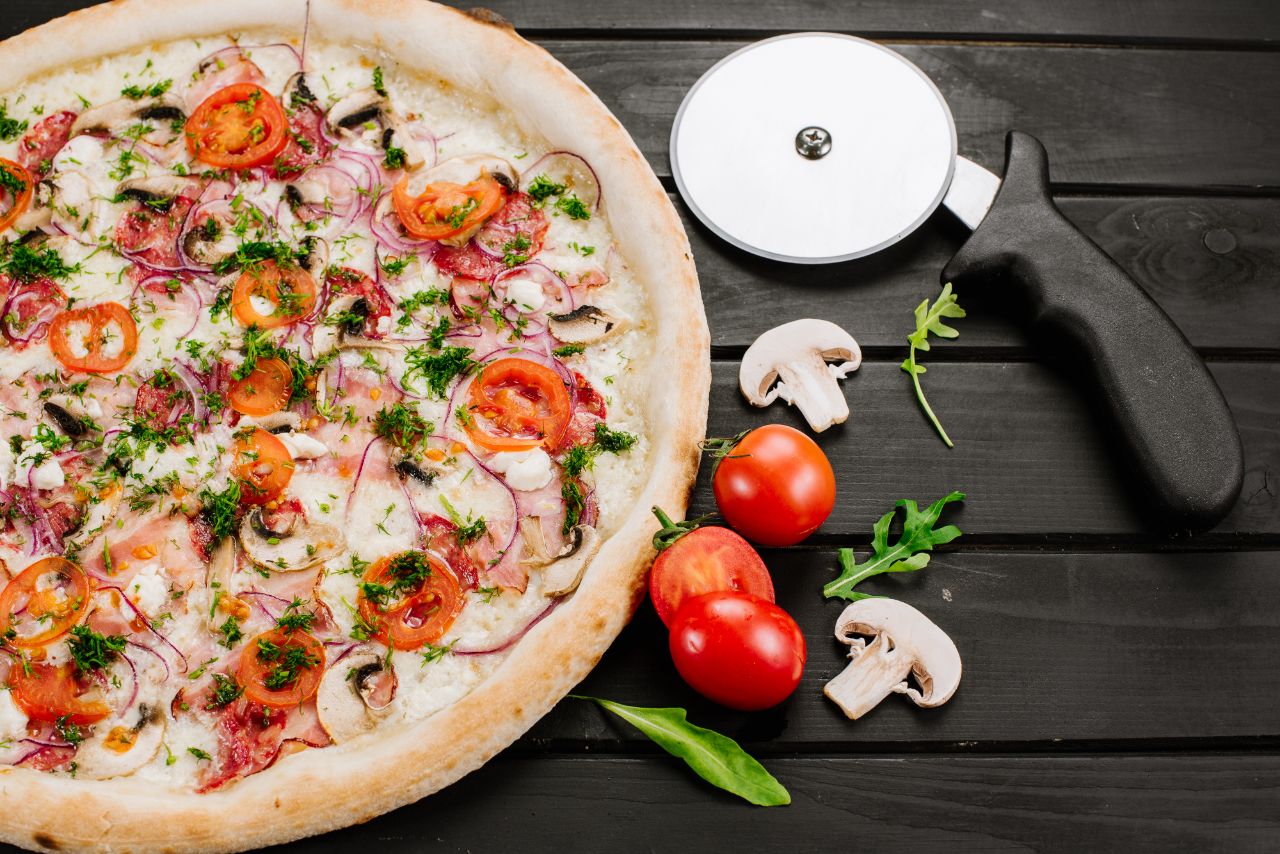 Kombo Pizza image 11