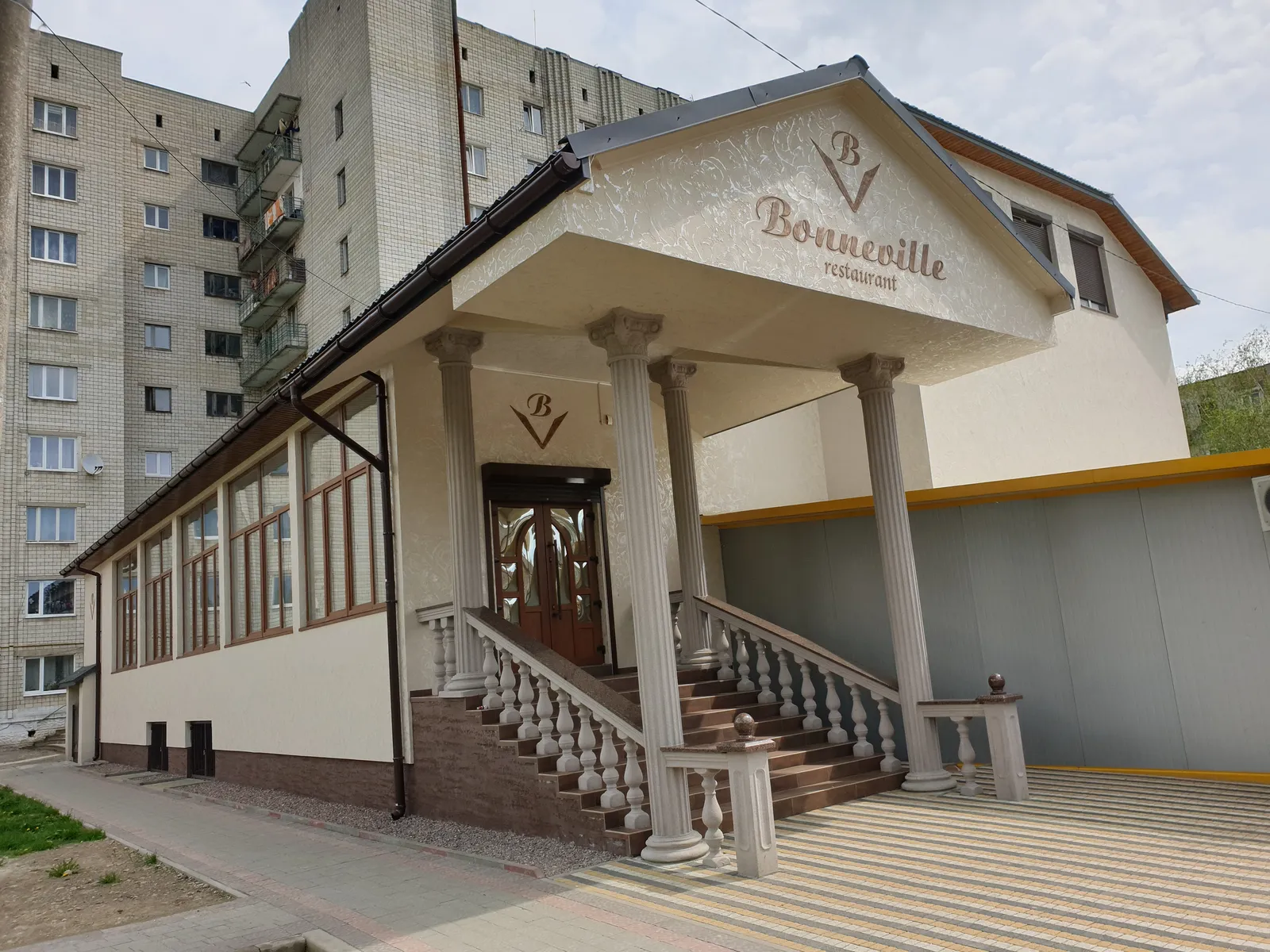 Restaurant_bonneville image 14