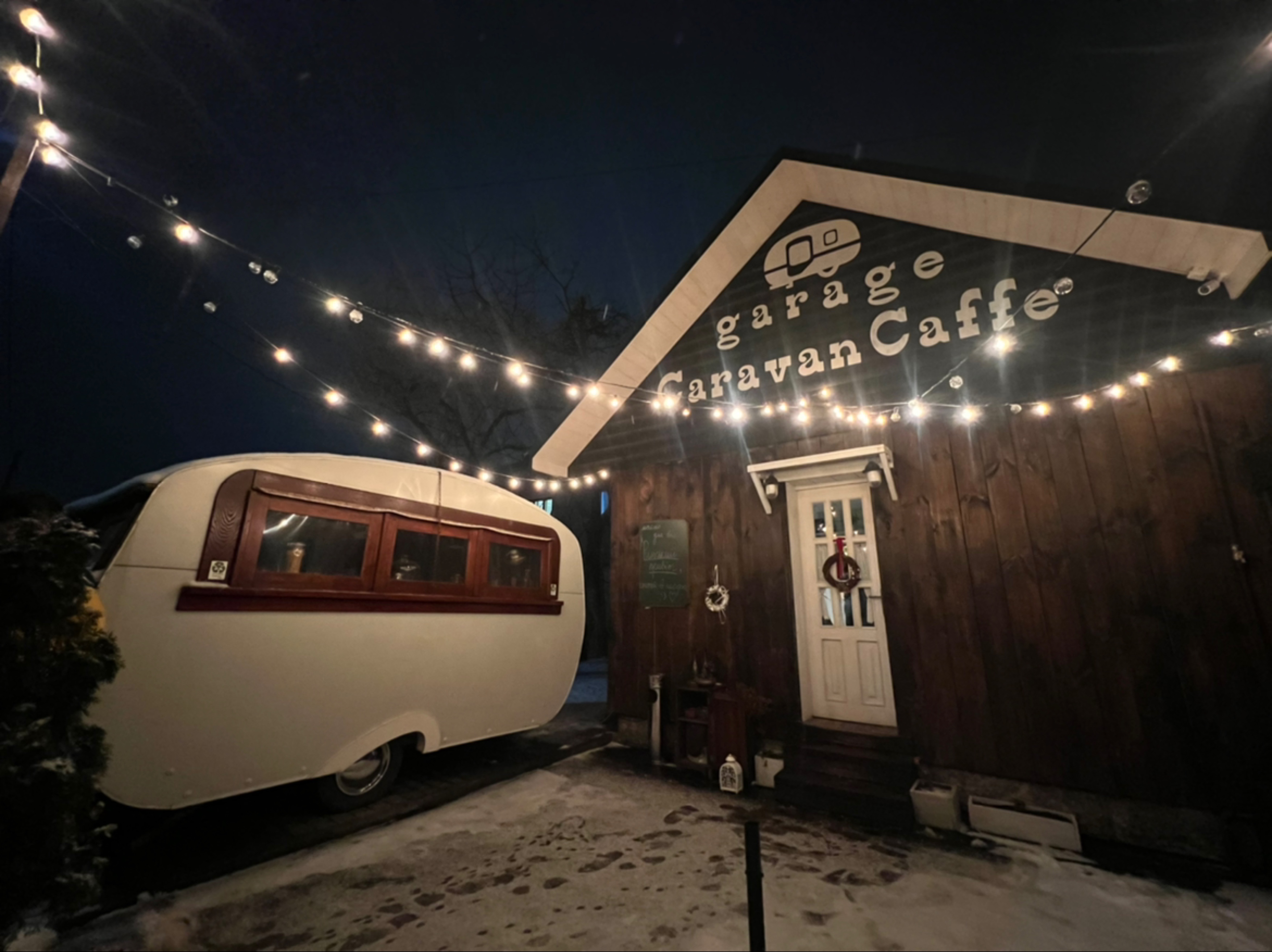 Garage Caravan Caffe image 15