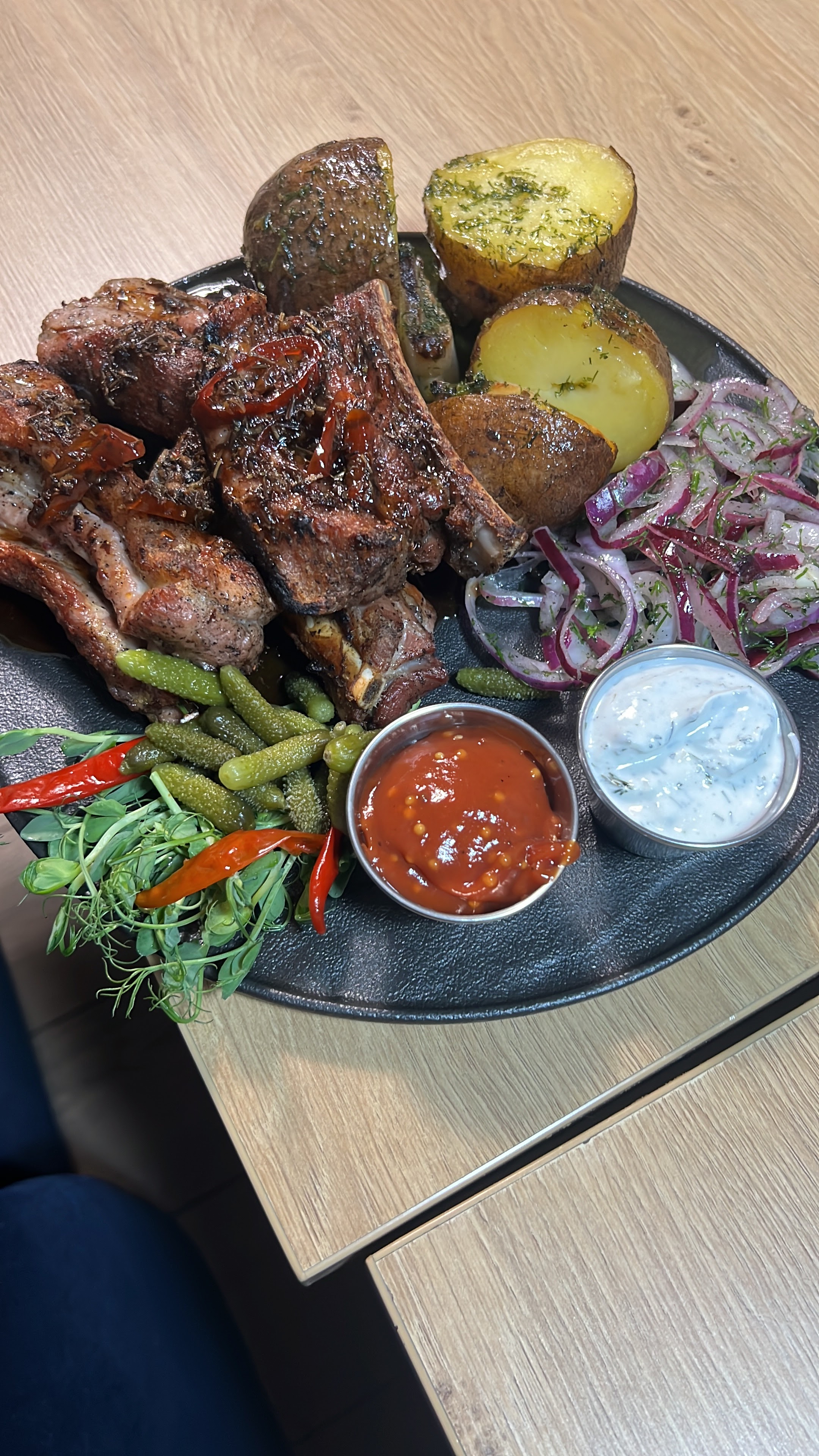PUB&BBQ image 18