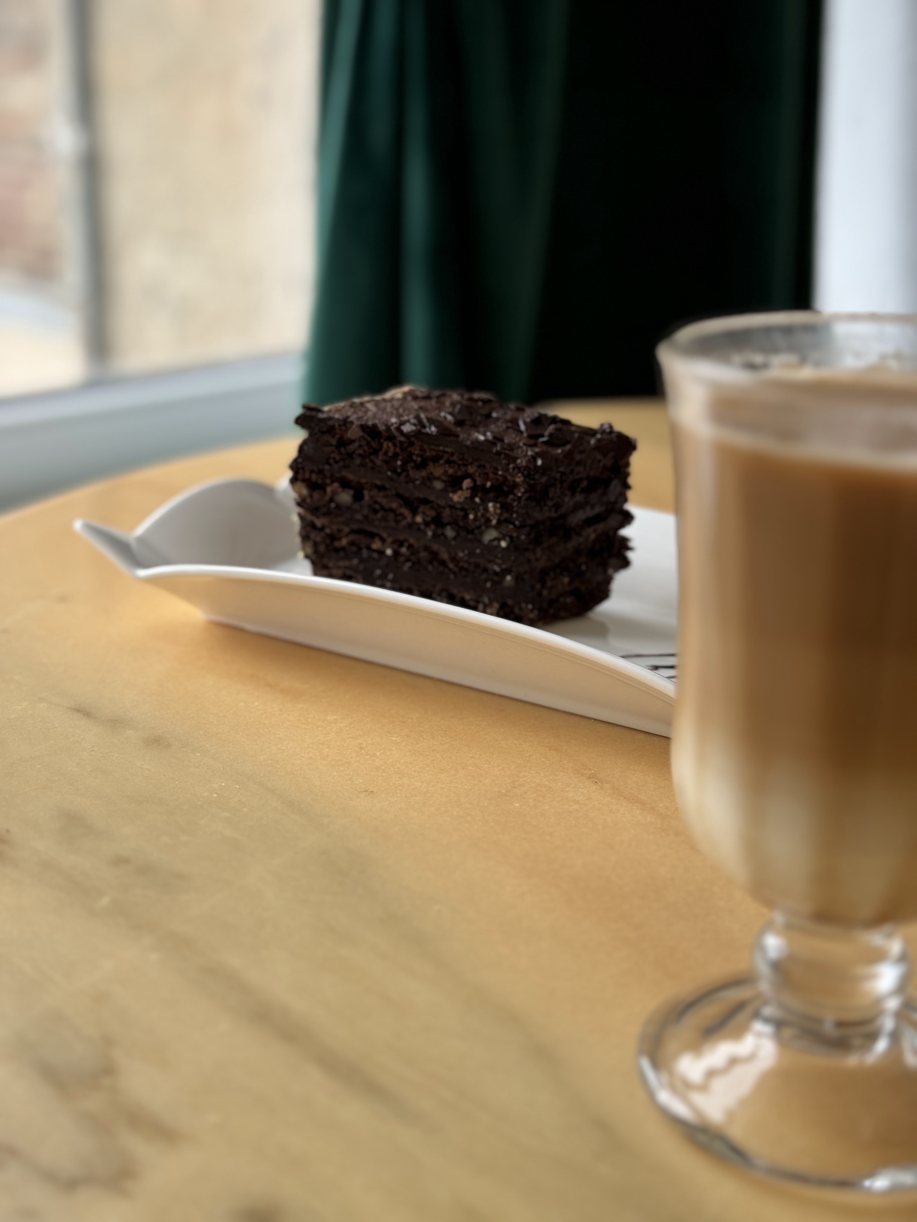 Taverna Park image 17