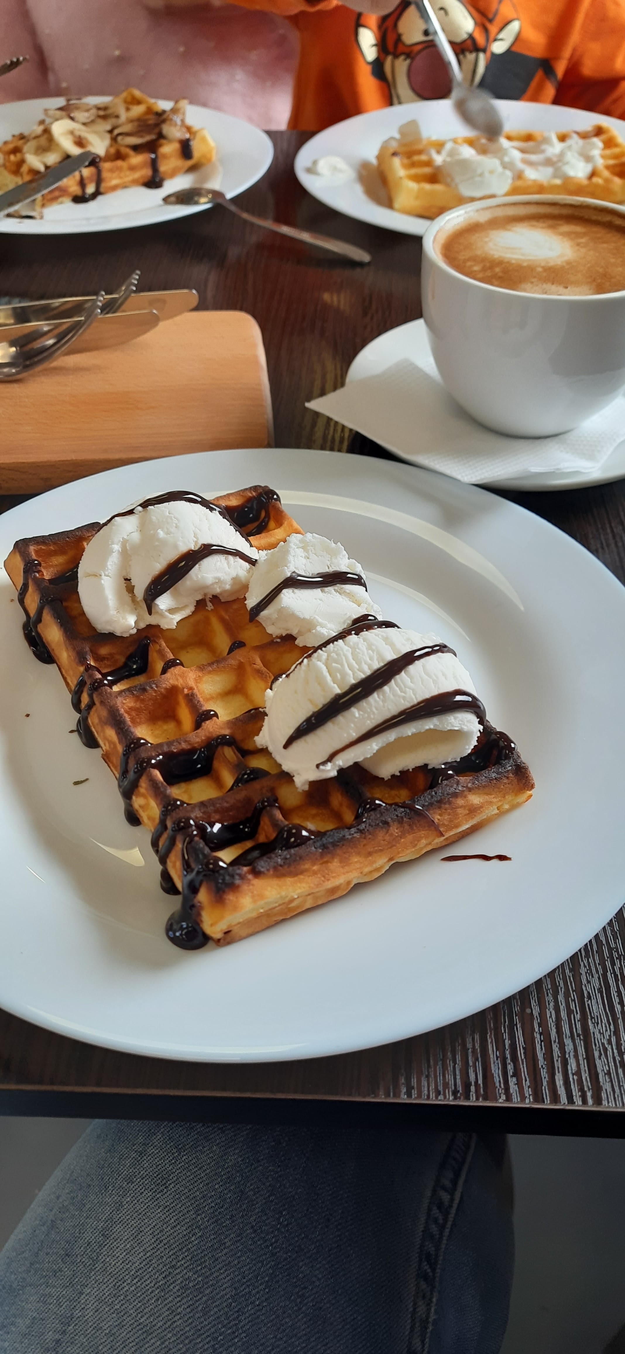 Pitseriya Dva Zaytsi image 1