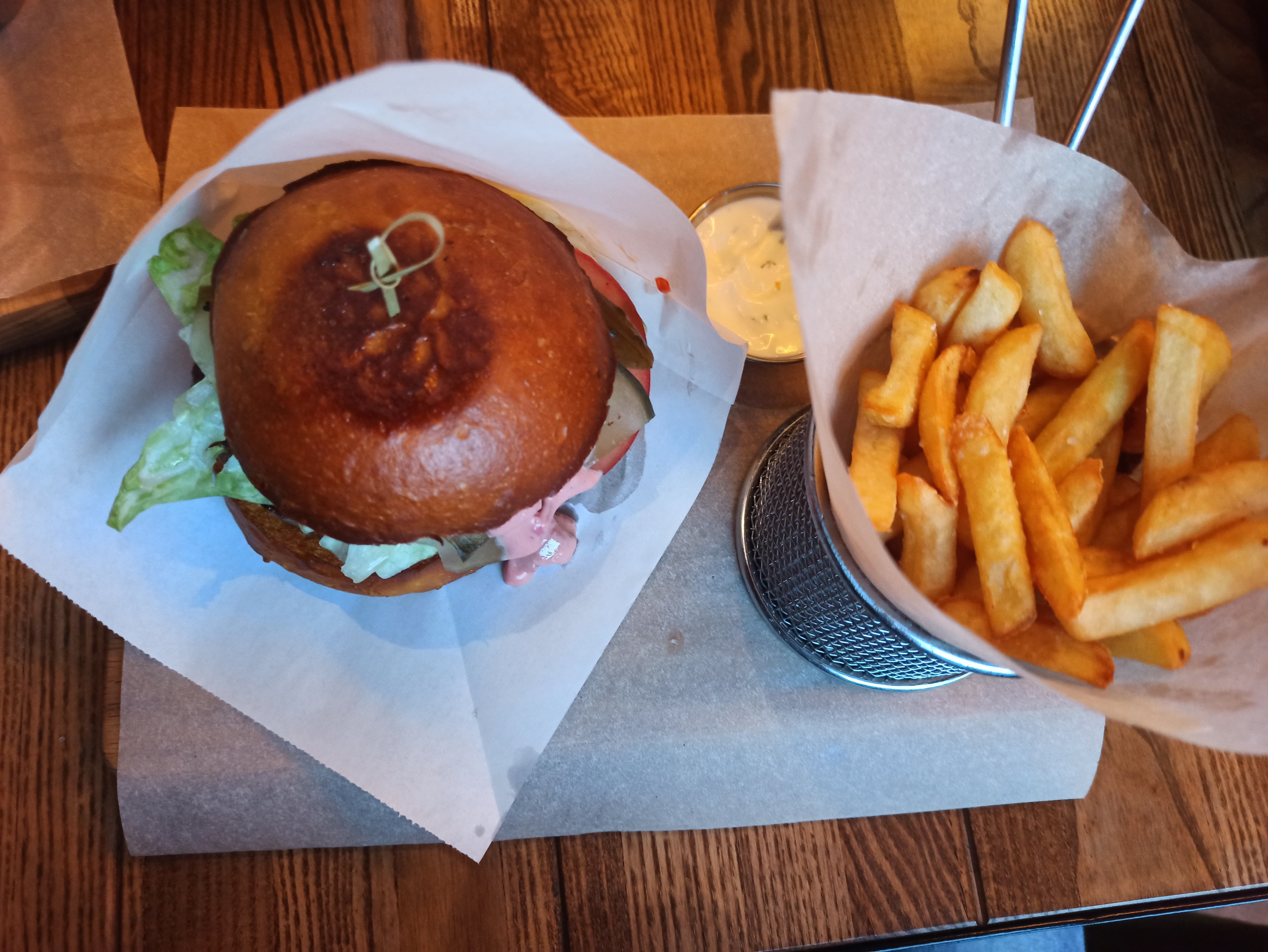 П'ятниця. Ресторан хорошого настрою. image 17