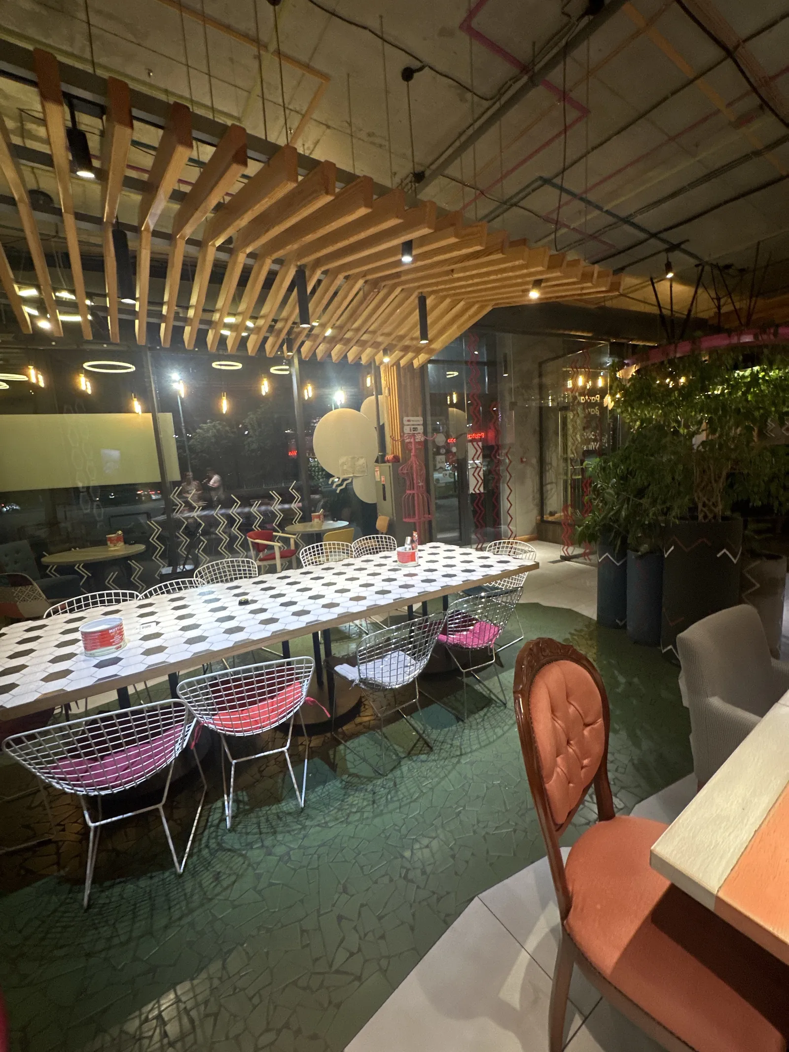 Pizza Celentano Drive image 17
